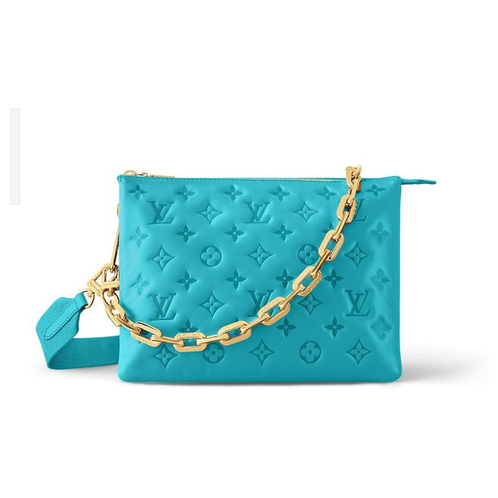 Louis Vuitton LV Coussin PM Turquoise Leather ref.679902 - Joli Closet
