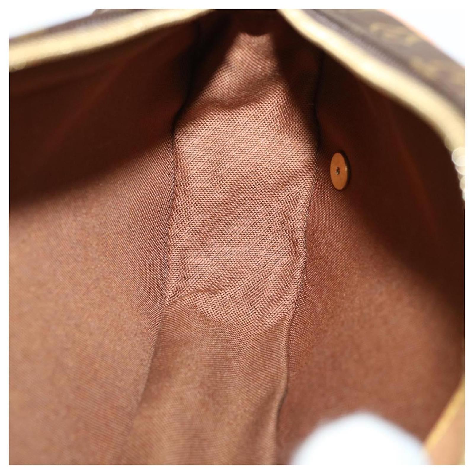 Louis Vuitton Pochette Gange Brown Cloth ref.921208 - Joli Closet