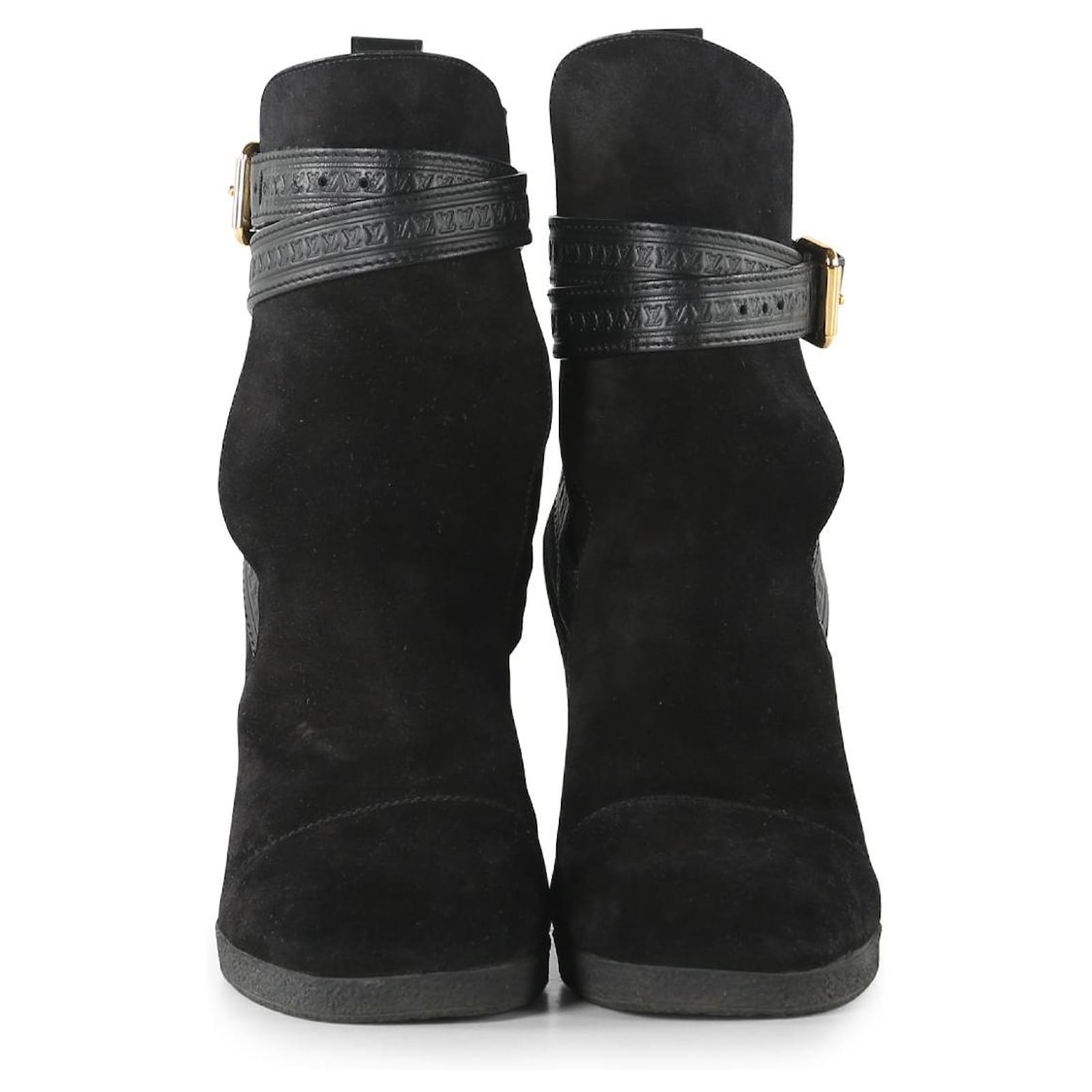 Louis Vuitton Black suede Crossroads Wedge Heeled Ankle Boots ref