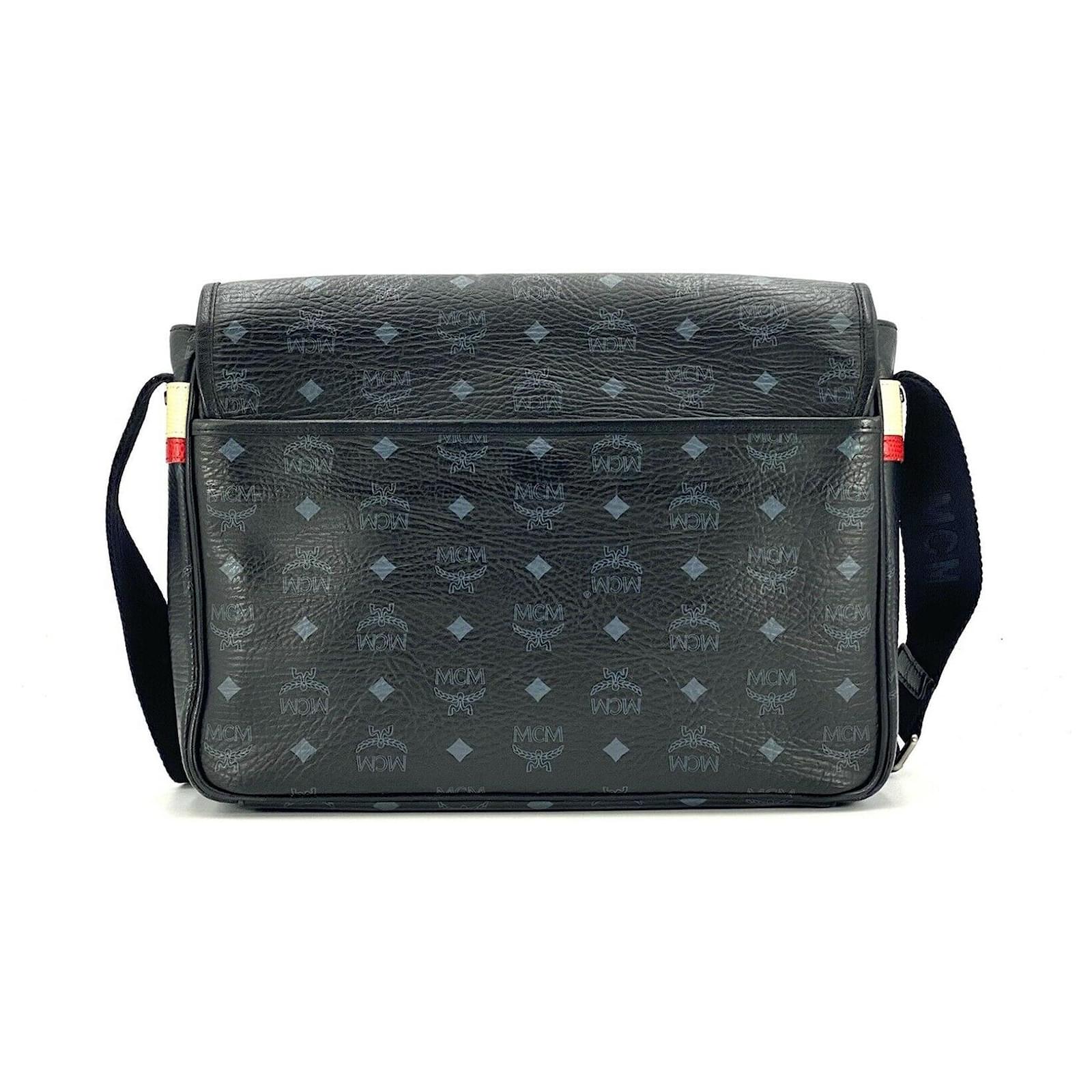 MCM MESSENGER BAG BLACK LOGO PRINT ref.683849 - Joli Closet