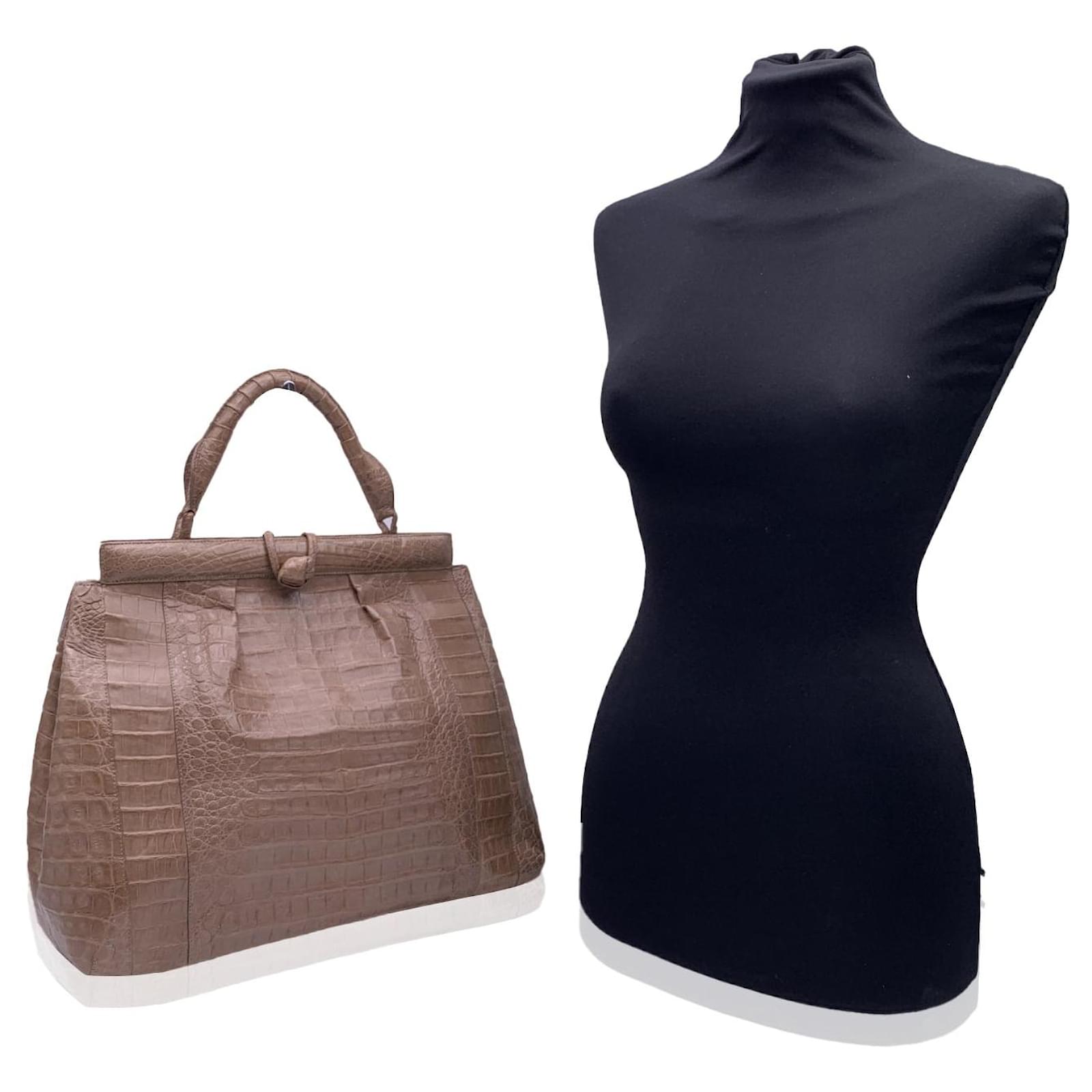 Nancy Gonzalez Nancy Gonzales Taupe Leather Satchel Handbag Top Handle Bag  Beige ref.685291 - Joli Closet