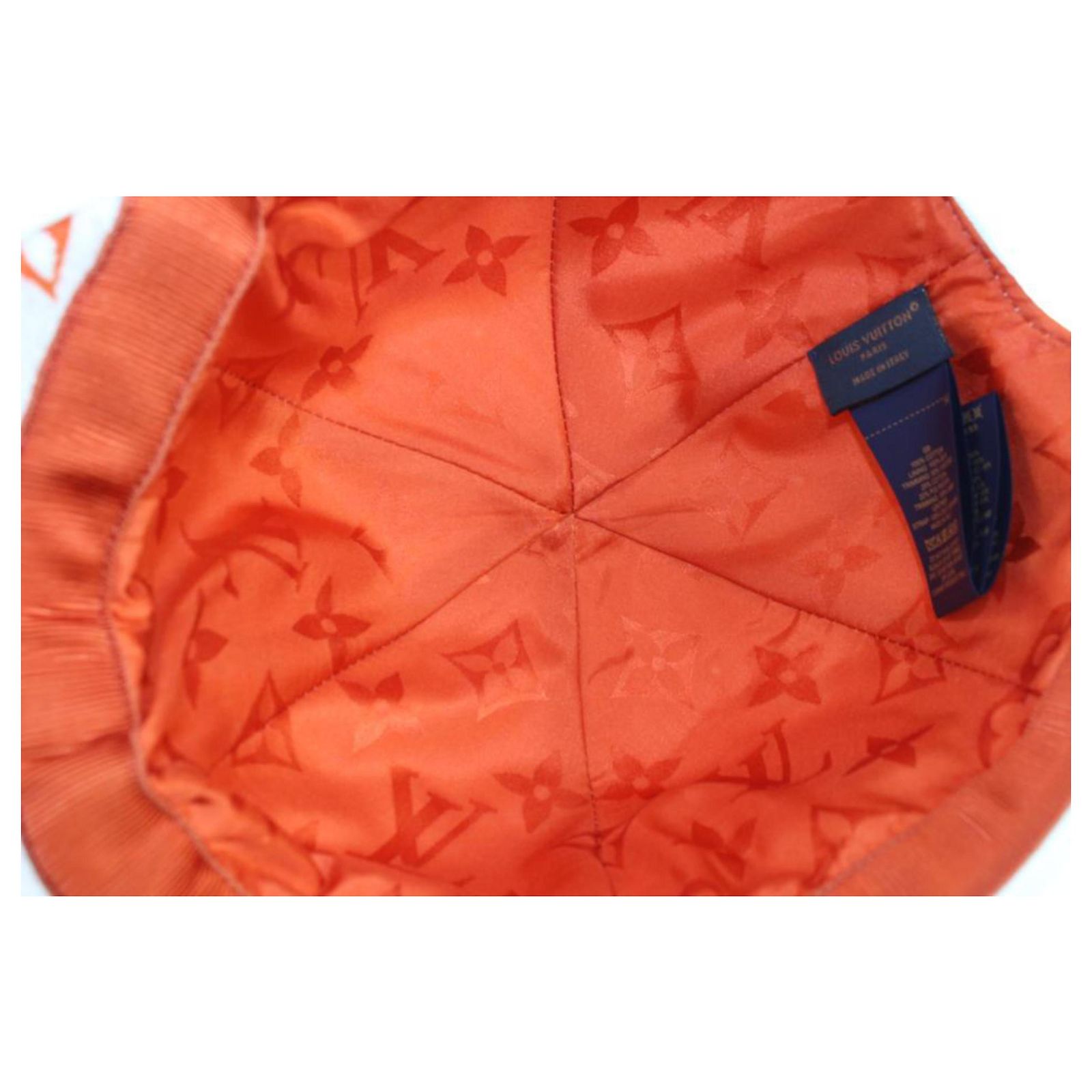 Louis Vuitton White x Terracotta Match Cap Easy Ou Pas Hat  display picture 3