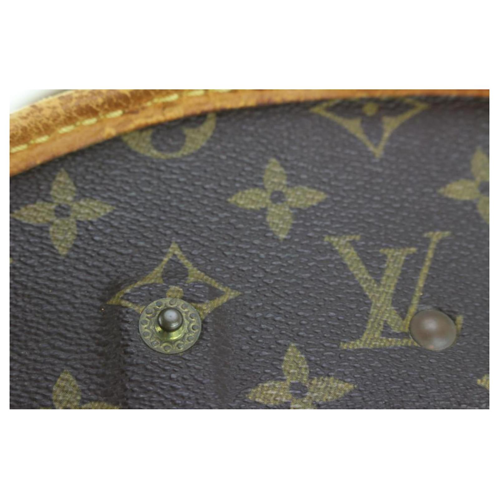 Louis Vuitton Monogram Sac Chien 40 Dog Carrier Pet Travel Bag Leather  ref.332906 - Joli Closet