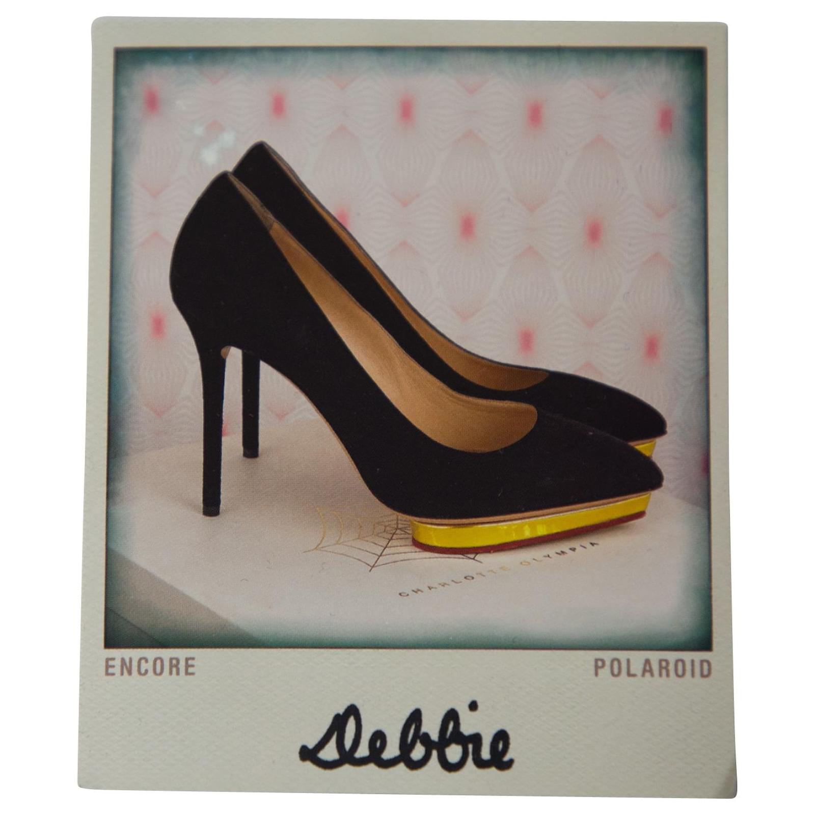 Charlotte Olympia Debbie Pumps in Black Suede ref.687542 Joli Closet