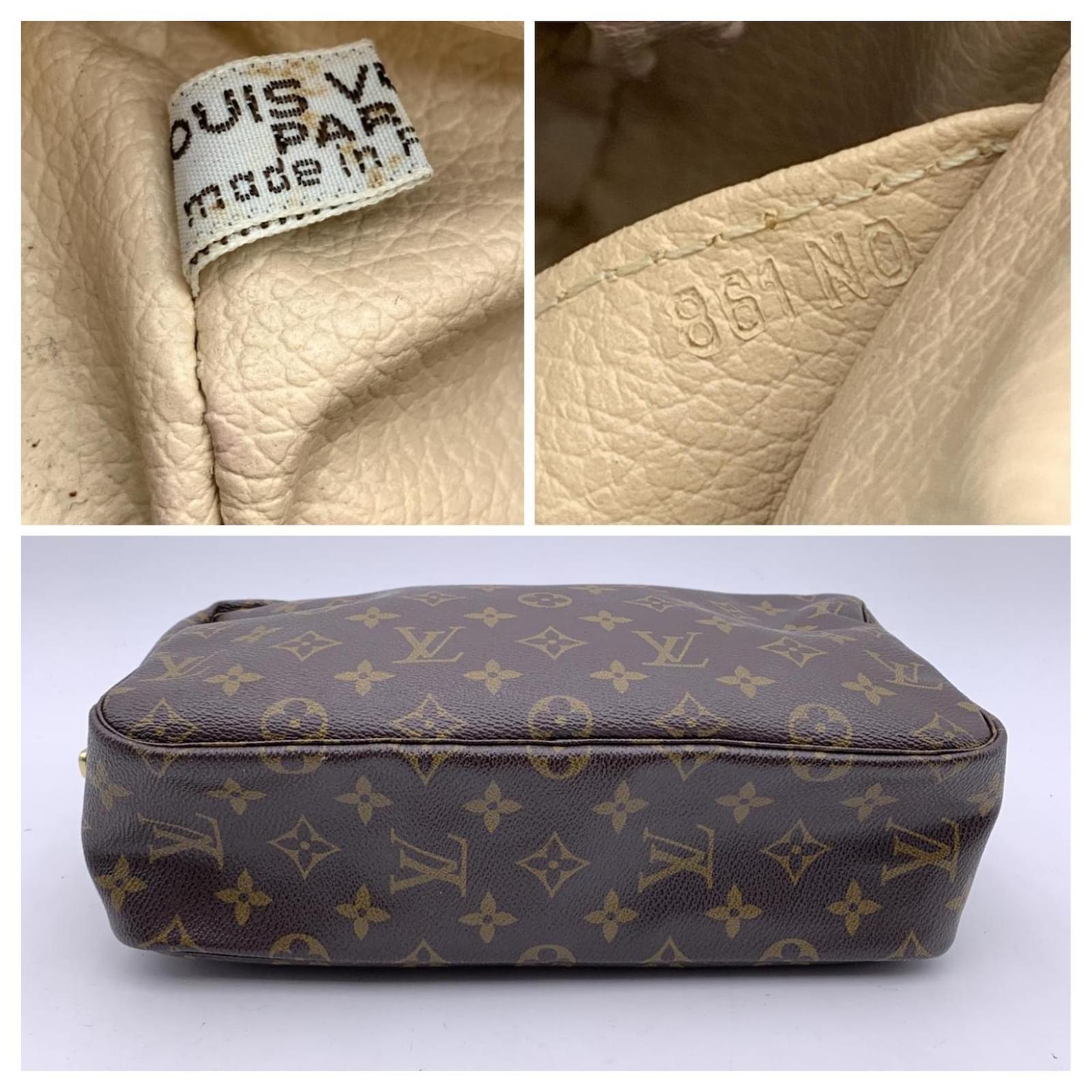 Louis Vuitton Vintage Monogram Canvas Toiletry 28 Cosmetic bag Brown Cloth  ref.687975 - Joli Closet