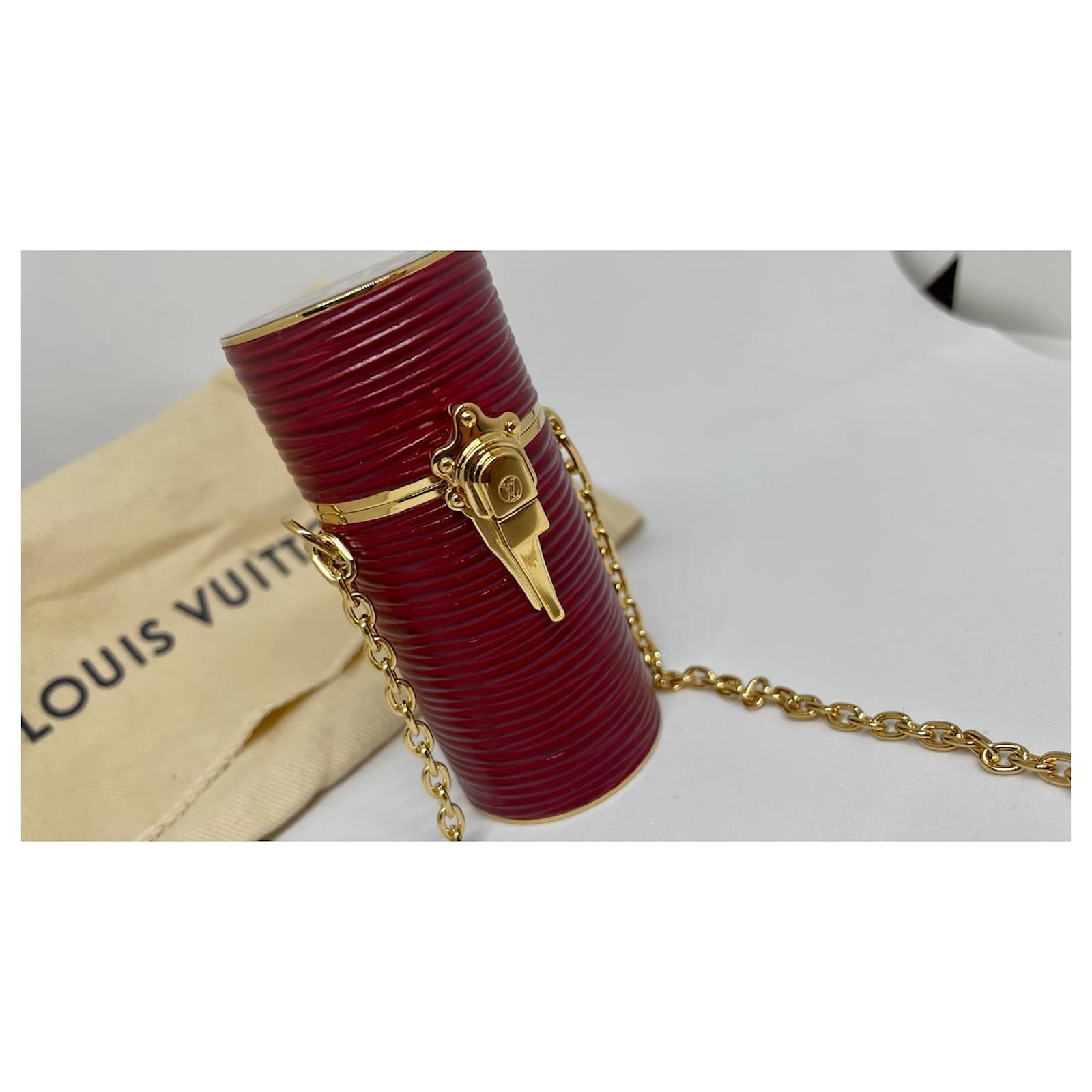 Louis Vuitton lipstick case Dark red Leather Metal ref.689618