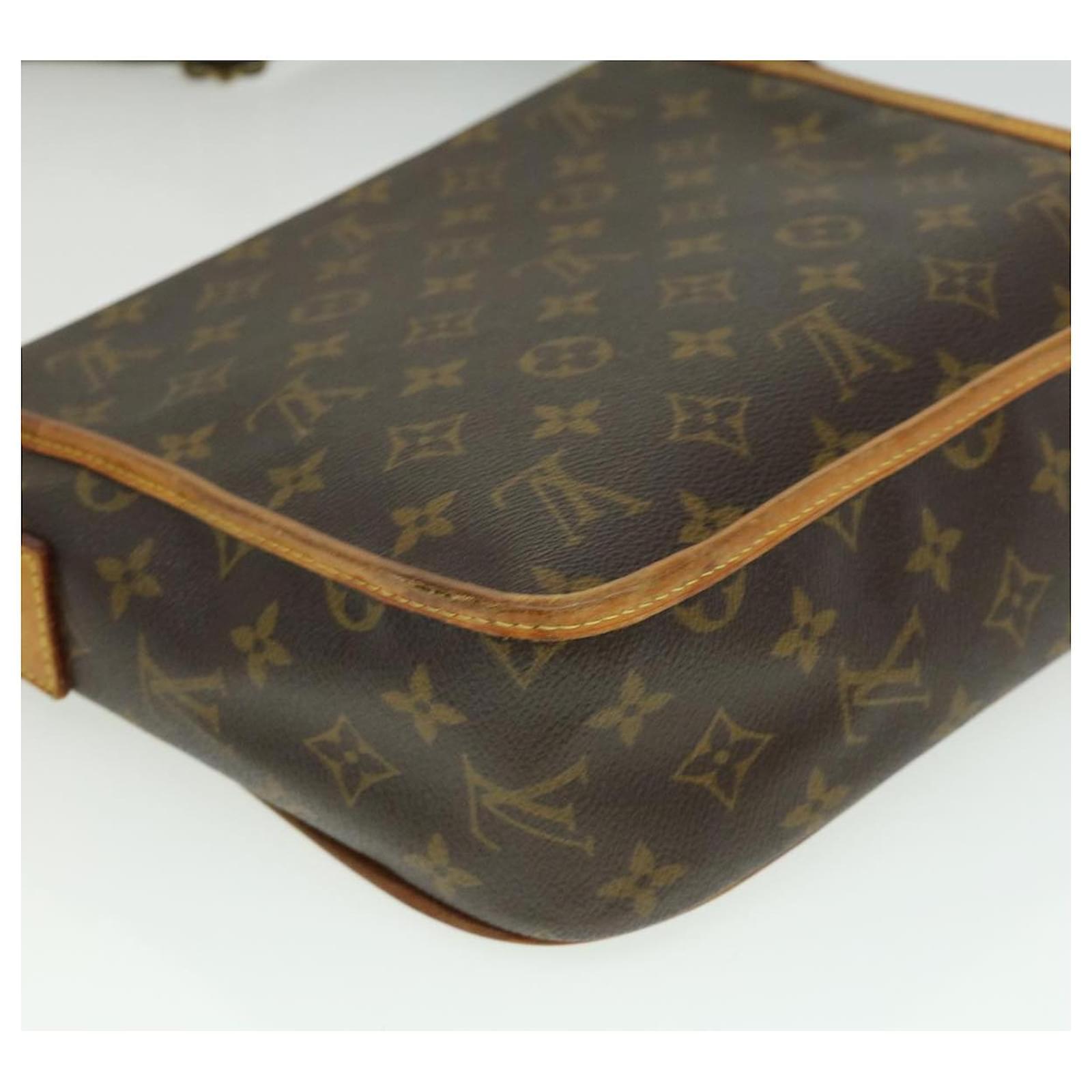 Louis Vuitton M40106 Bosphore PM Messenger - The Attic Place