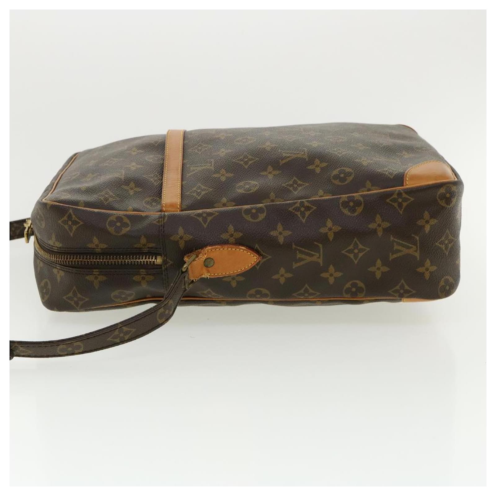 LOUIS VUITTON Louis Vuitton Danube GM Monogram M45262 Shoulder Bag