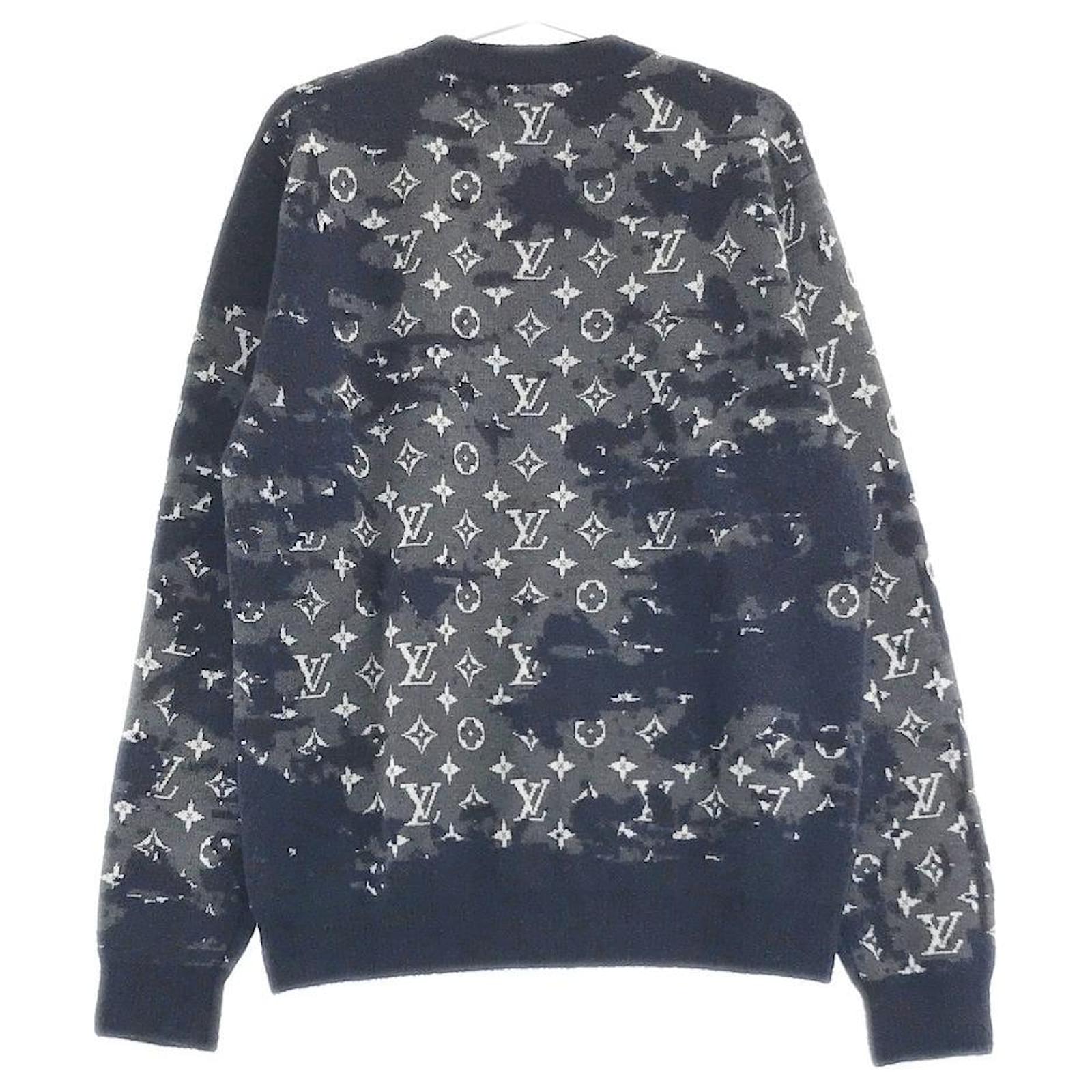 Louis Vuitton 2022 Graphic Print Pullover - Grey Sweaters