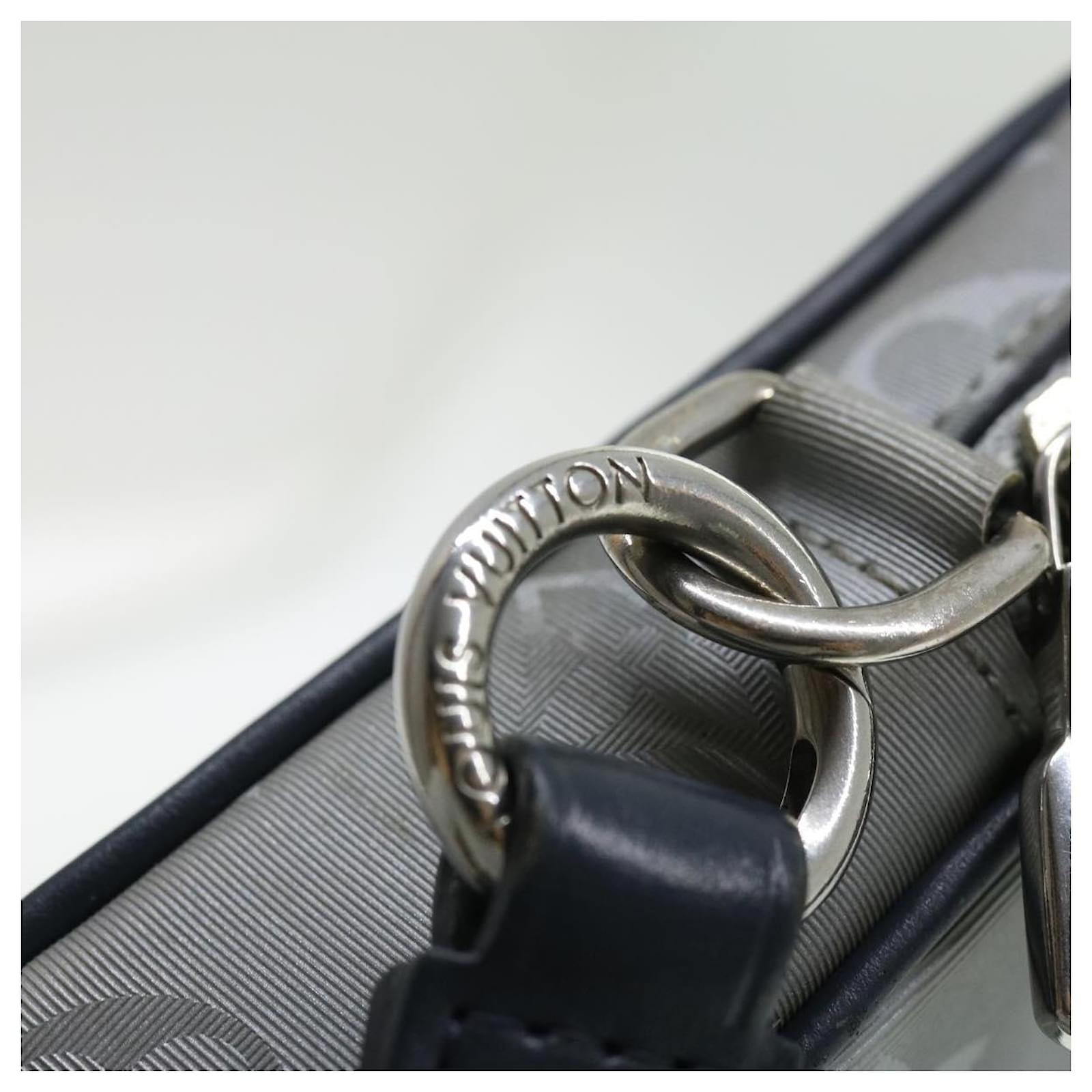 Louis Vuitton Satellite Alpha Clutch 14145 Silver Men's Clutch Bag M44171 LOUIS  VUITTON Used – 銀蔵オンライン