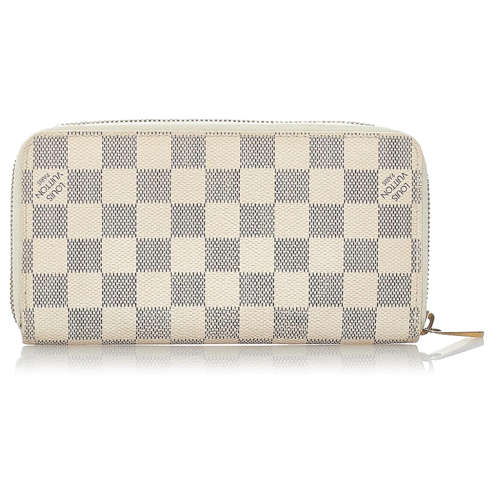 Louis Vuitton Zippy Wallet White Cloth ref.557867 - Joli Closet