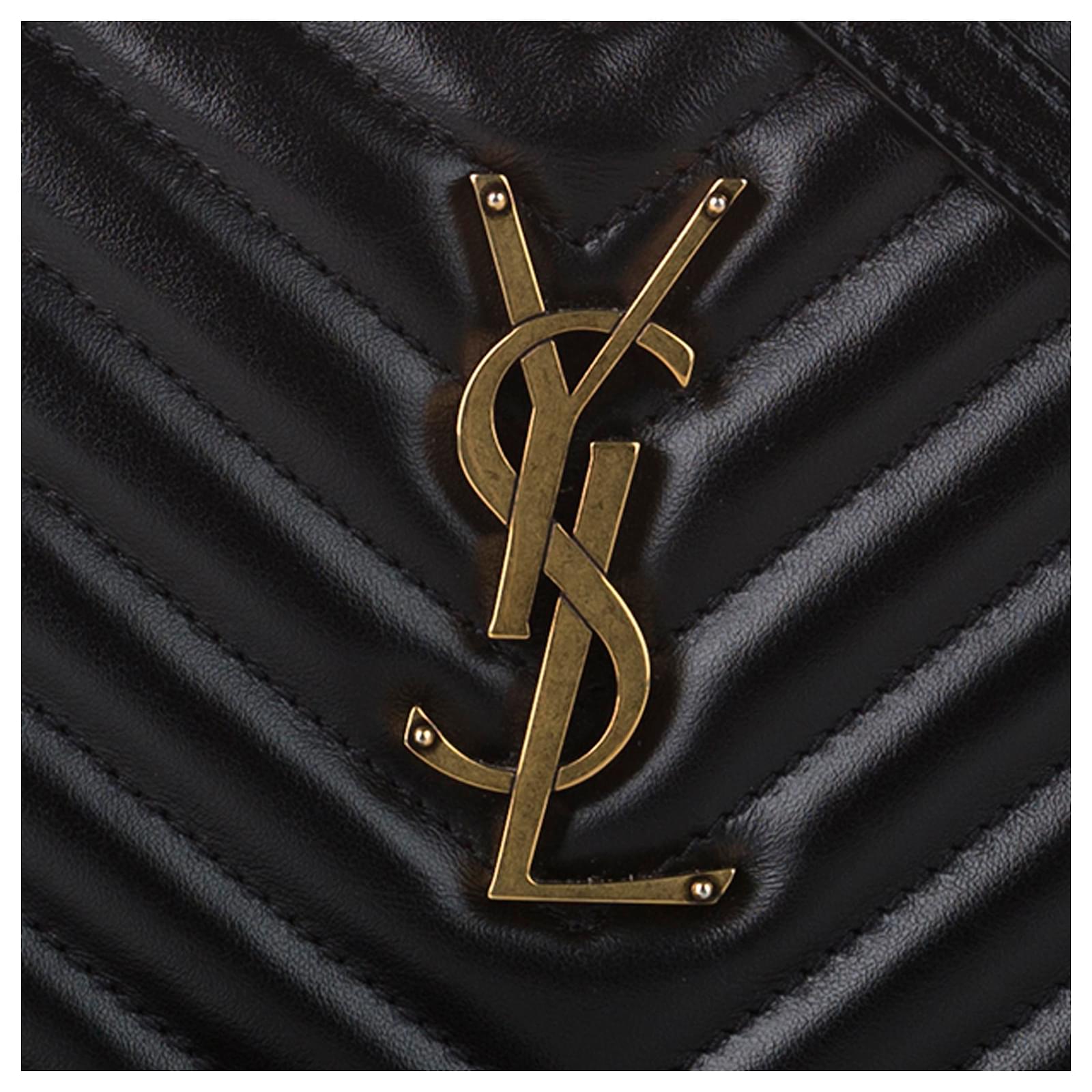 Yves Saint Laurent YSL Black Lou Camera Bag Leather ref.696242