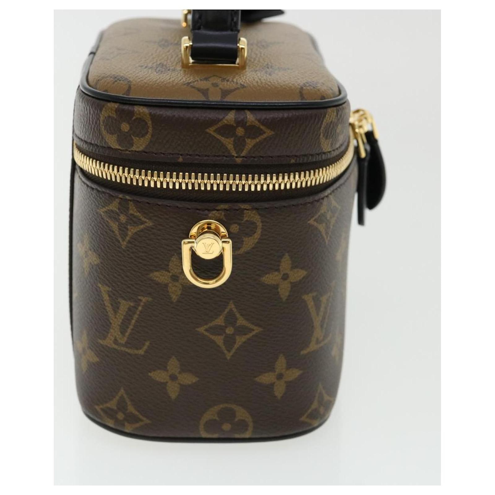 Louis Vuitton MONOGRAM Vanity pm (M45165)  Bags designer fashion, Bags, Louis  vuitton bag