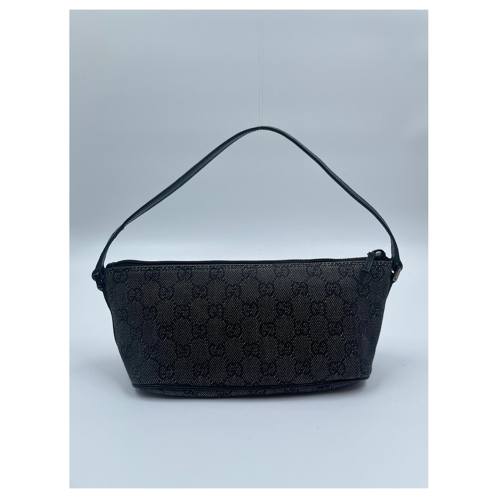 Black Canvas Gucci Boat Pochette Cloth ref.697966 - Joli Closet