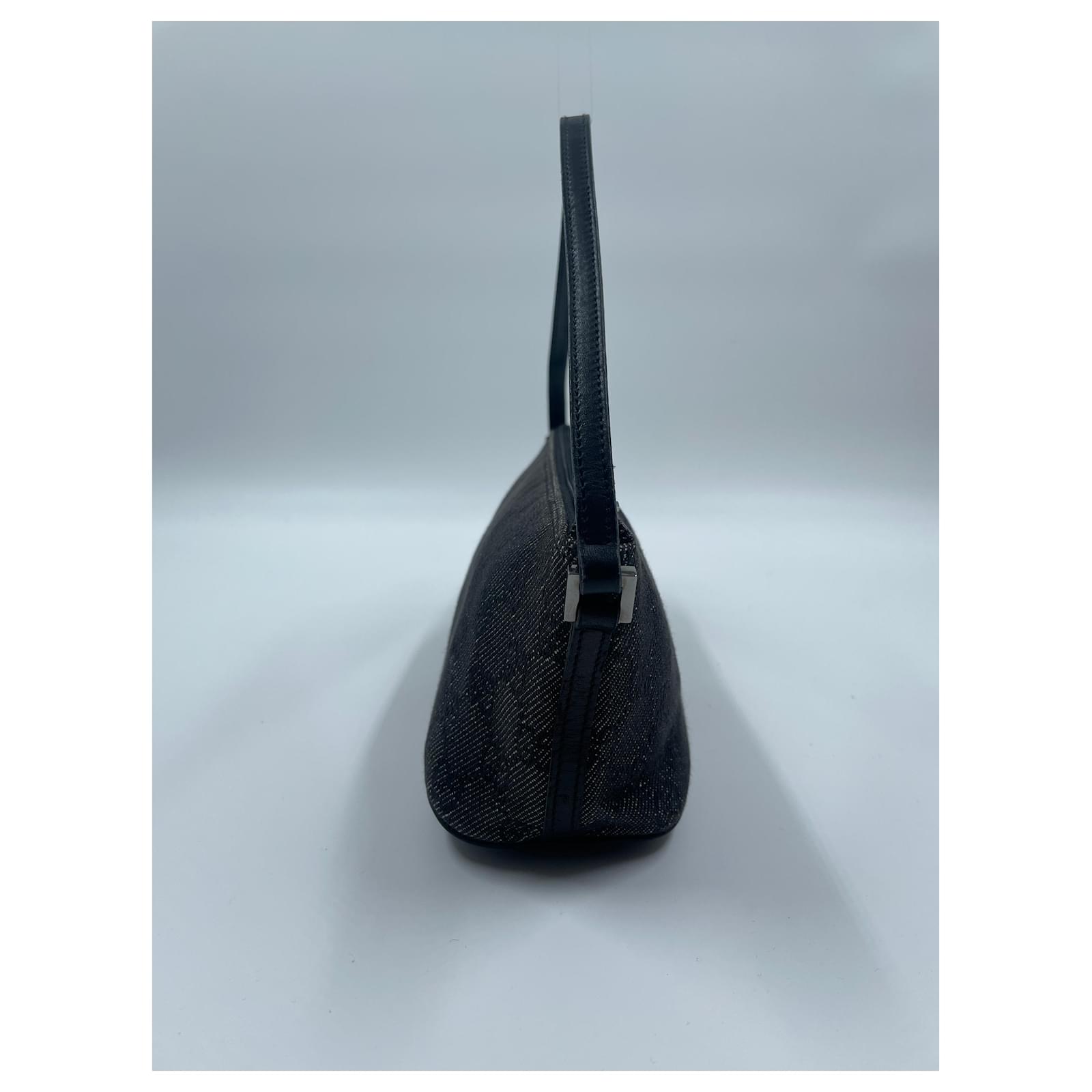 Black Canvas Gucci Boat Pochette Cloth ref.697966 - Joli Closet