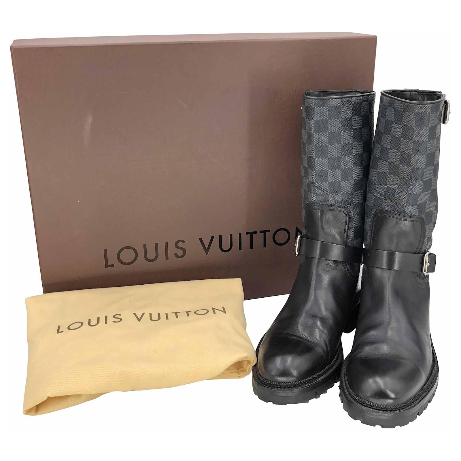 Louis Vuitton boots in graphite damier Grey Leather ref.698405