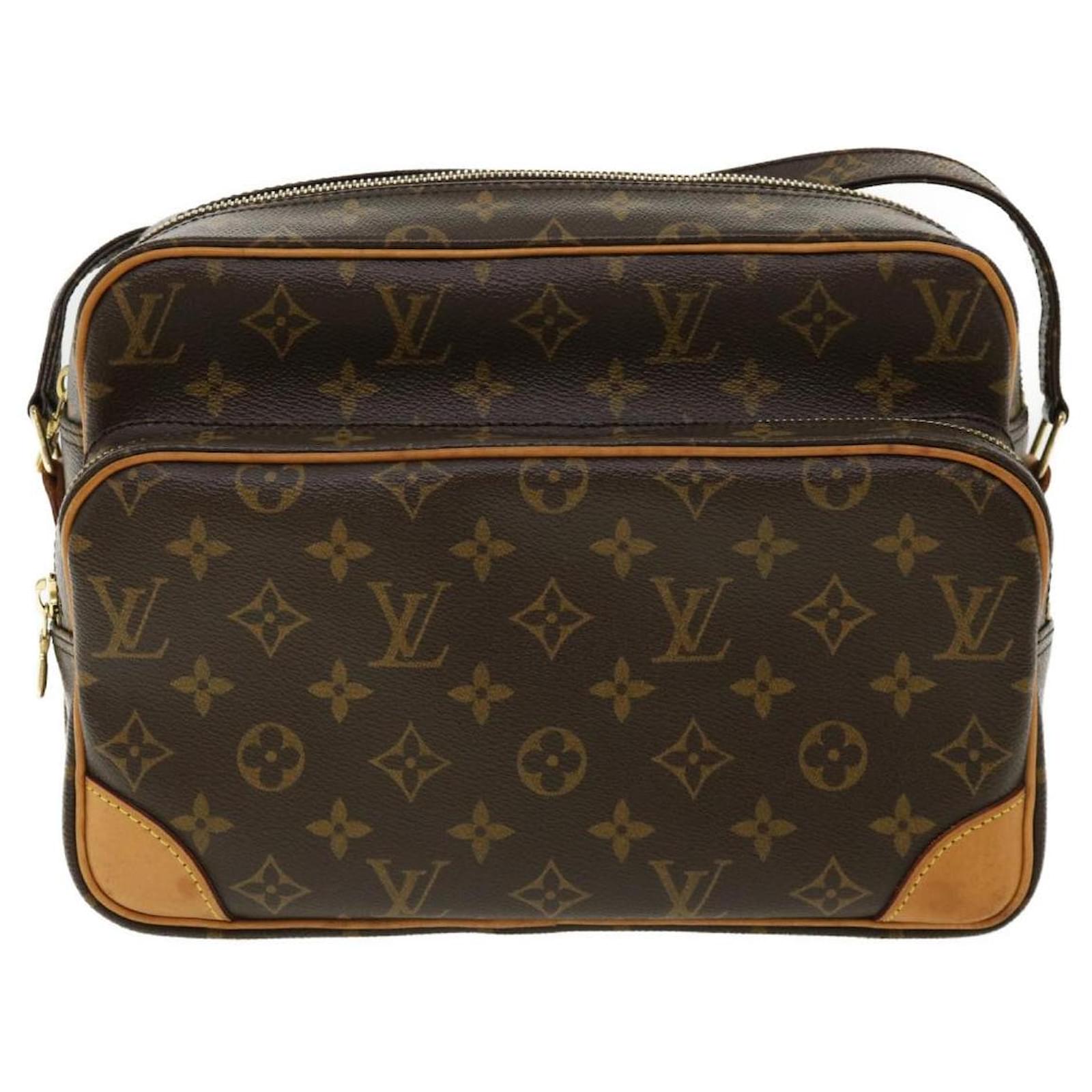 Auth LOUIS VUITTON Nile M45244 Monogram AR1004 Shoulder Bag