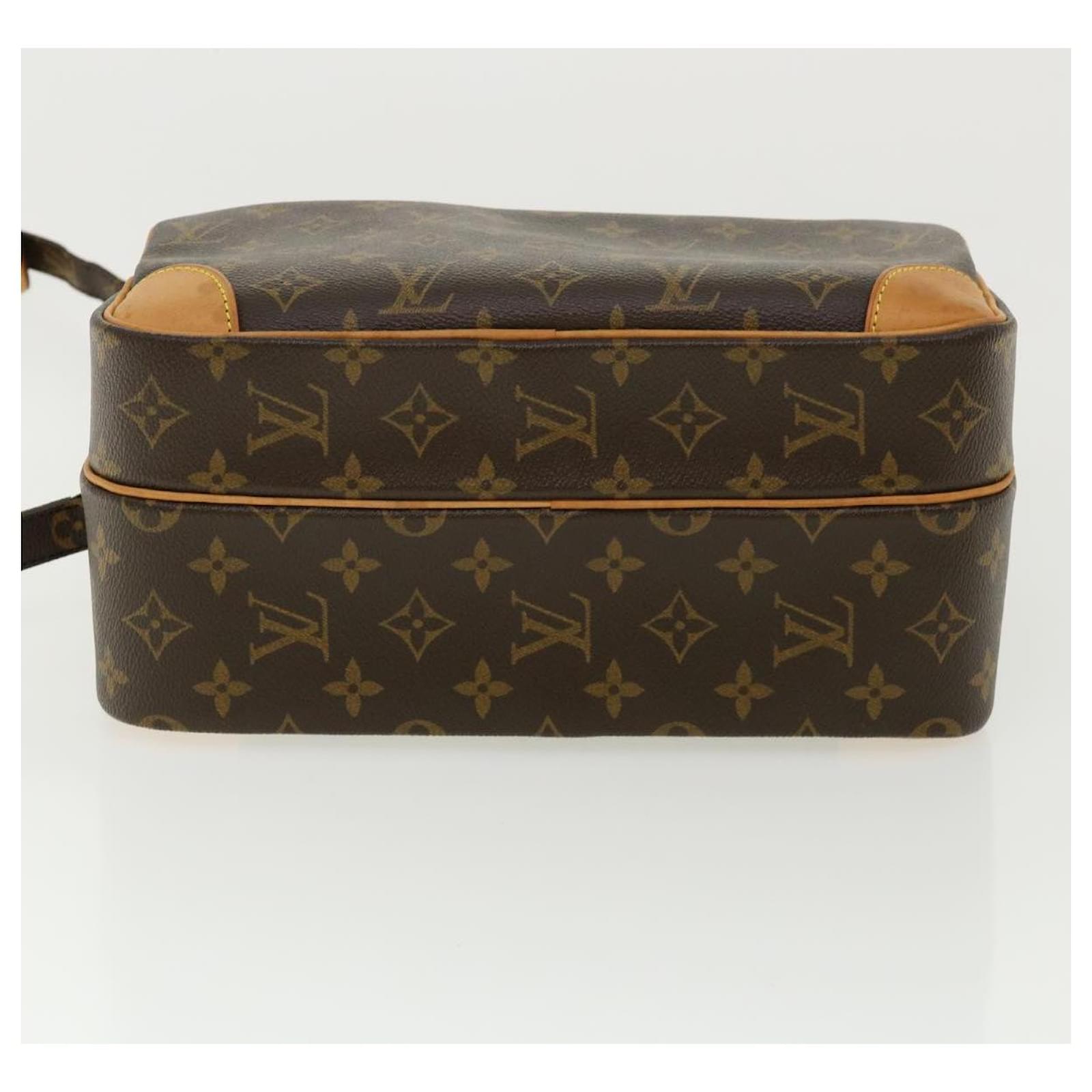 Auth LOUIS VUITTON Nile M45244 Monogram AR1004 Shoulder Bag Monogram Canvas