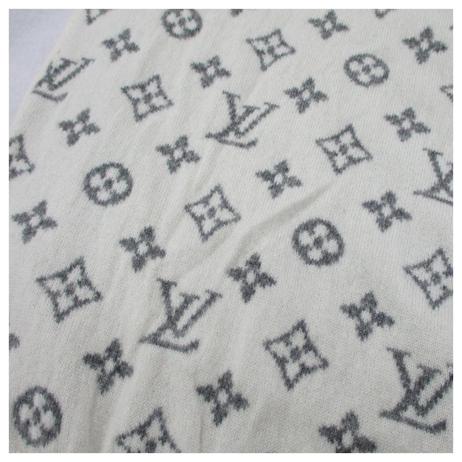 Louis Vuitton Monogram Sweater White Grey Cashmere ref.699467