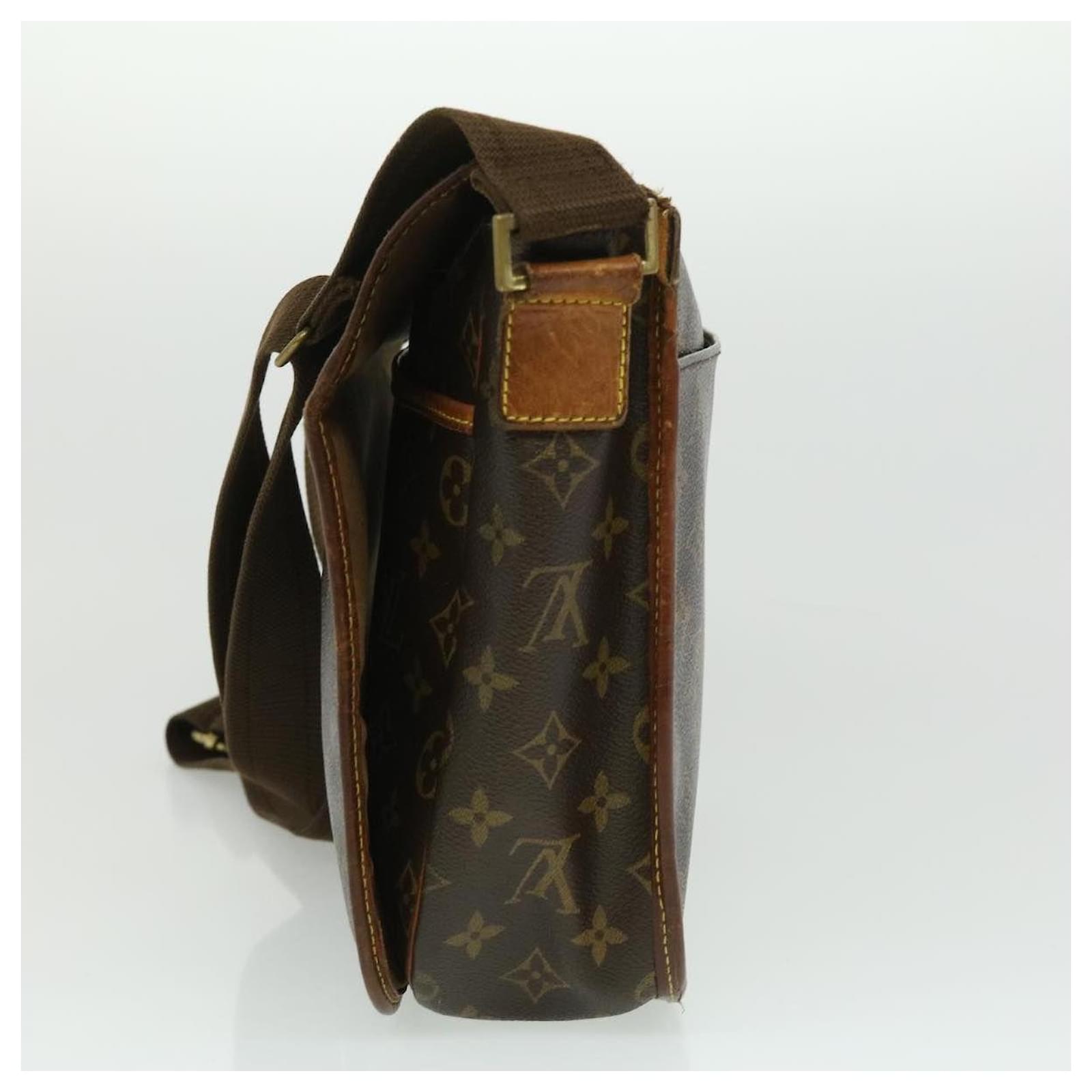 Louis Vuitton Monogram Canvas Bosphore Messenger GM Bag Brown Cloth  ref.700714 - Joli Closet