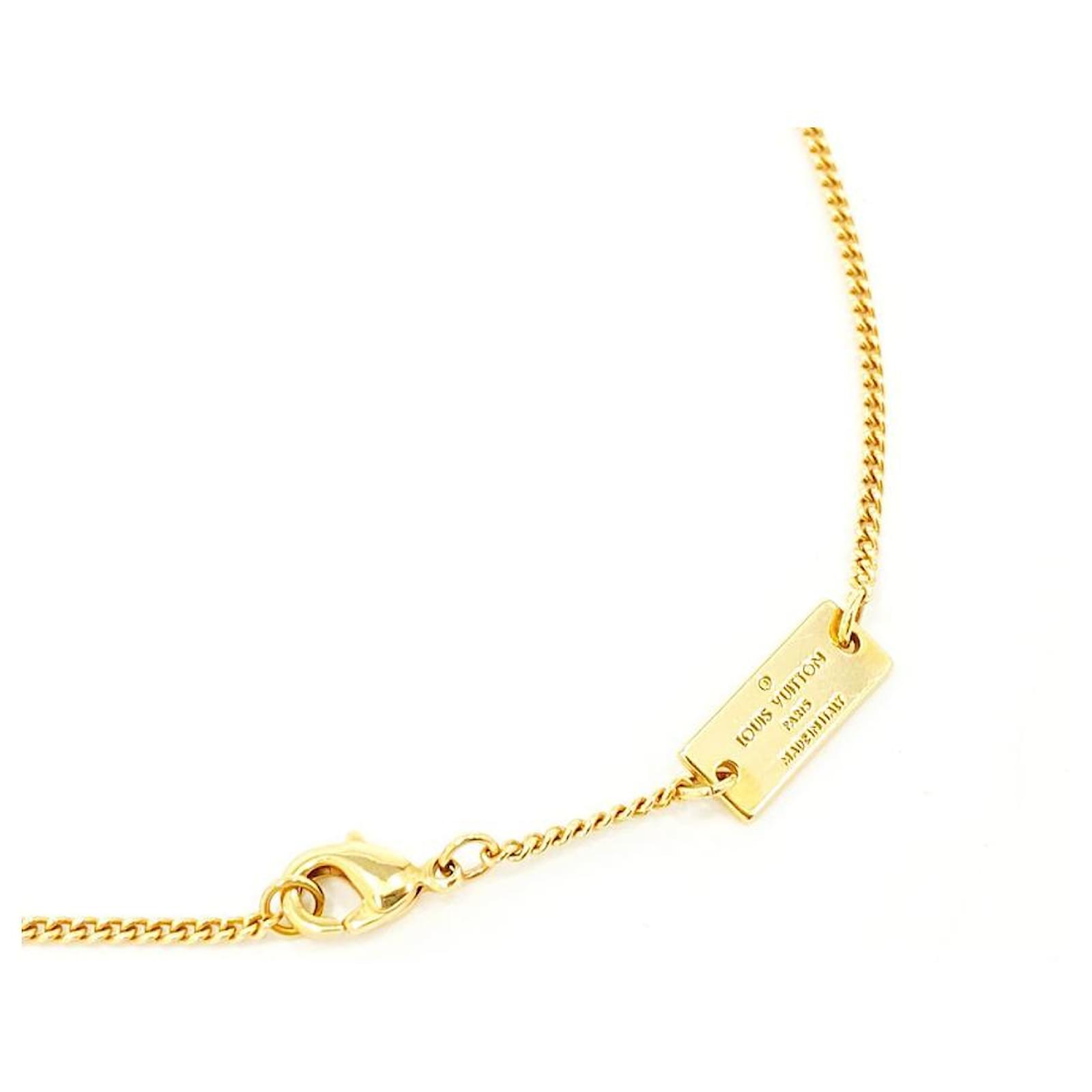 LOUIS VUITTON Necklace Pendant Accessories Ring Necklace Monogram Gold  Golden Metal ref.701462 - Joli Closet