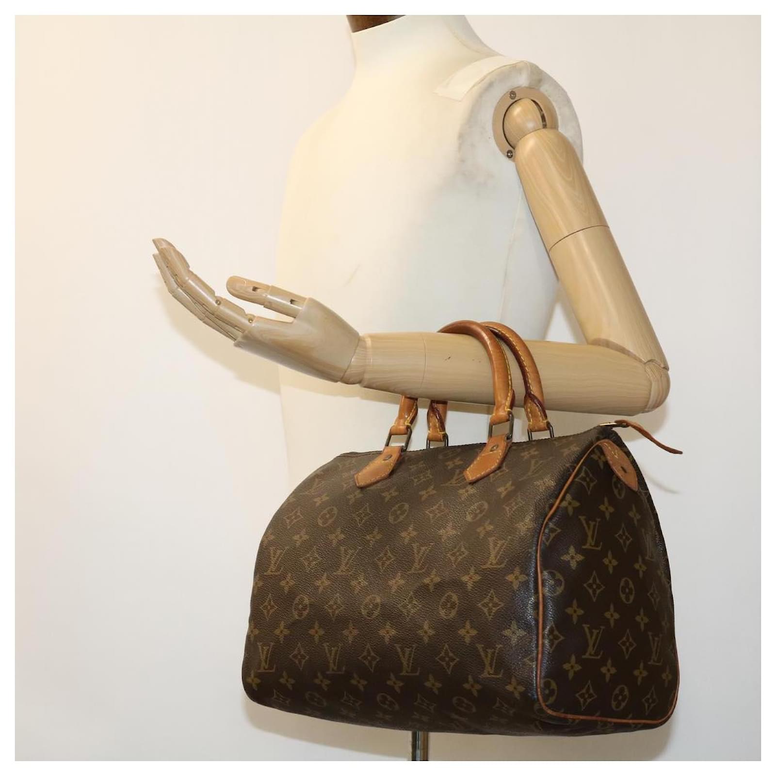 Authentic Louis Vuitton Speedy 30 M41526 LA058 