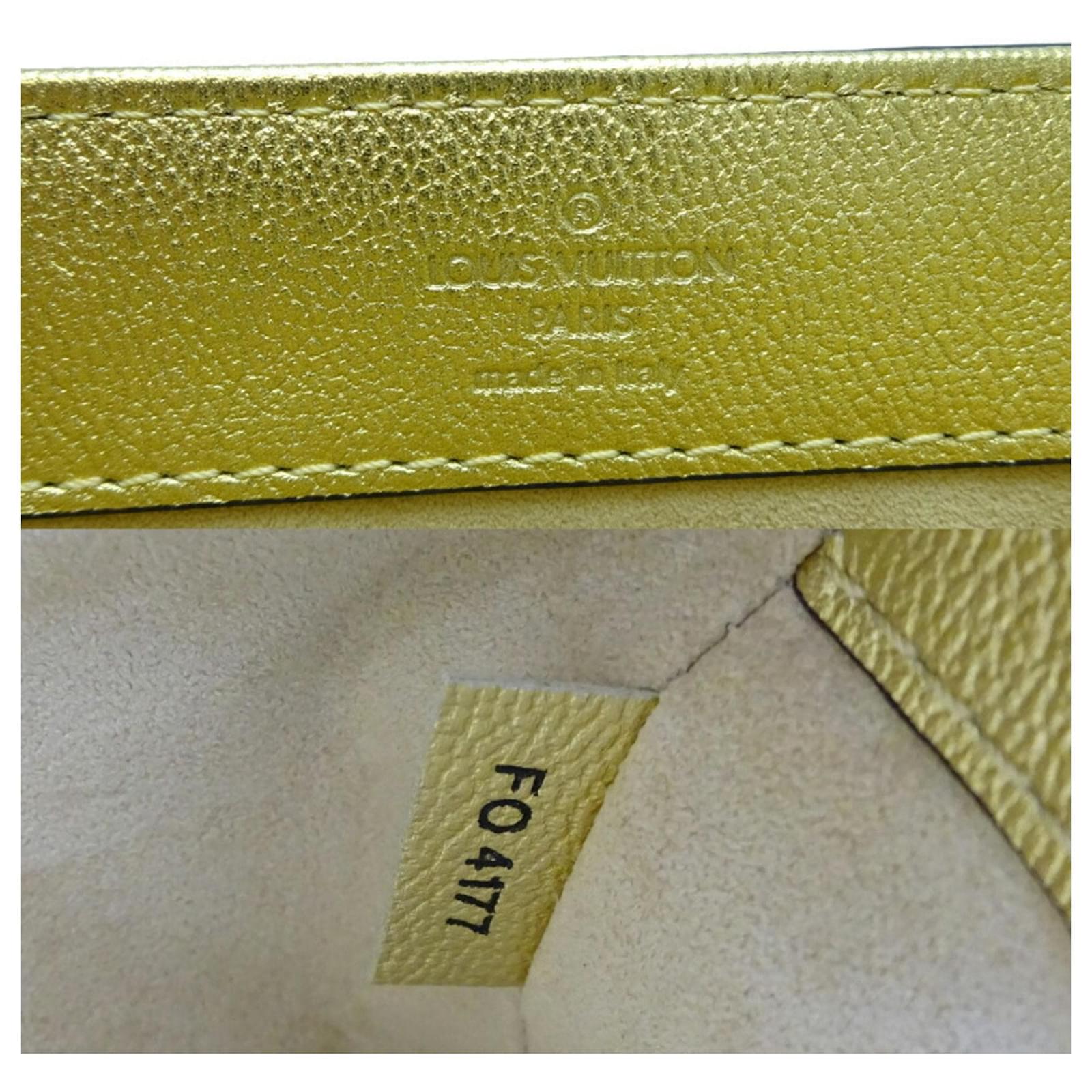 Louis Vuitton Very Chain Shoulder bag Green Leather ref.702872 - Joli Closet