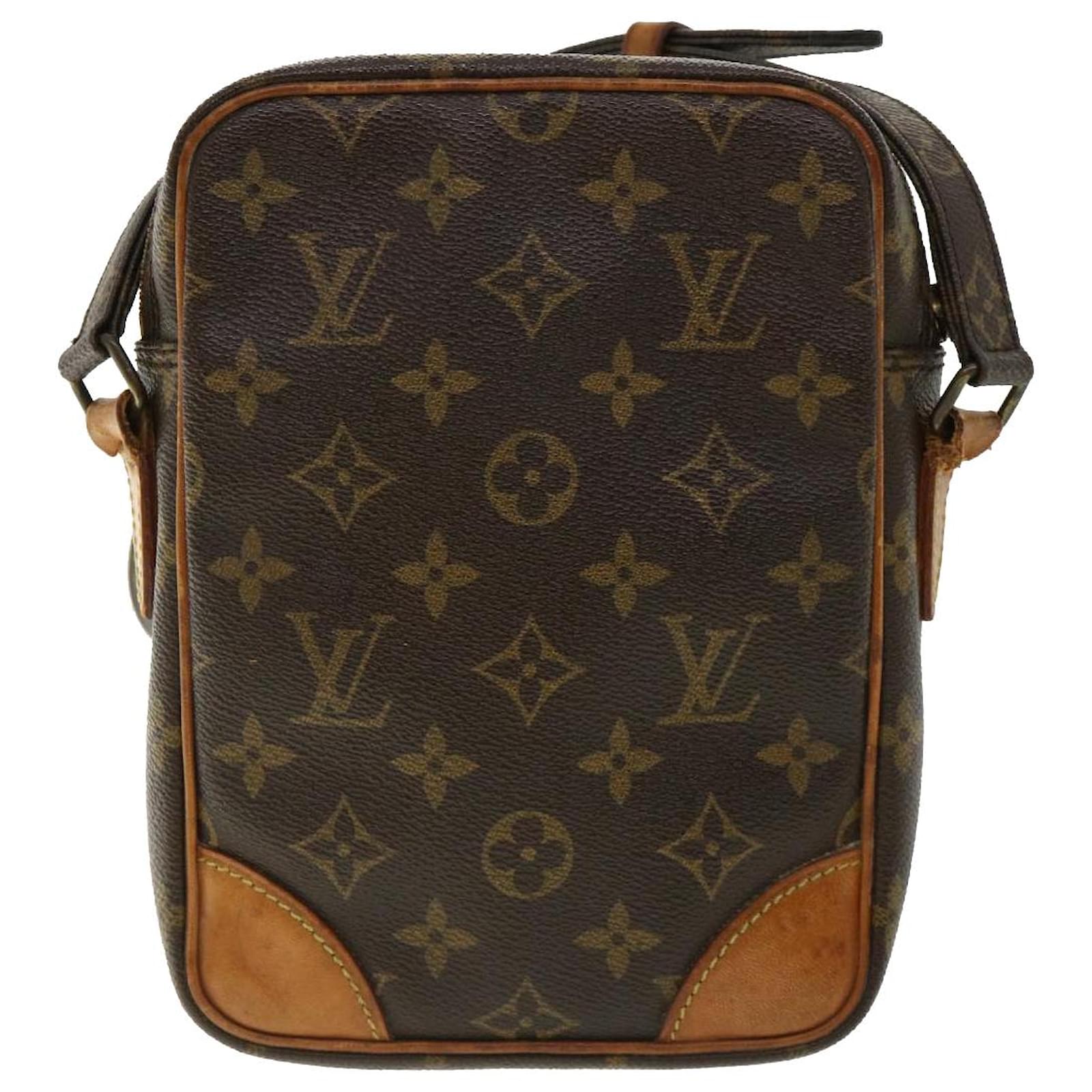 Auth LOUIS VUITTON e M45236 Monogram TH0077 Shoulder Bag Monogram  Canvas