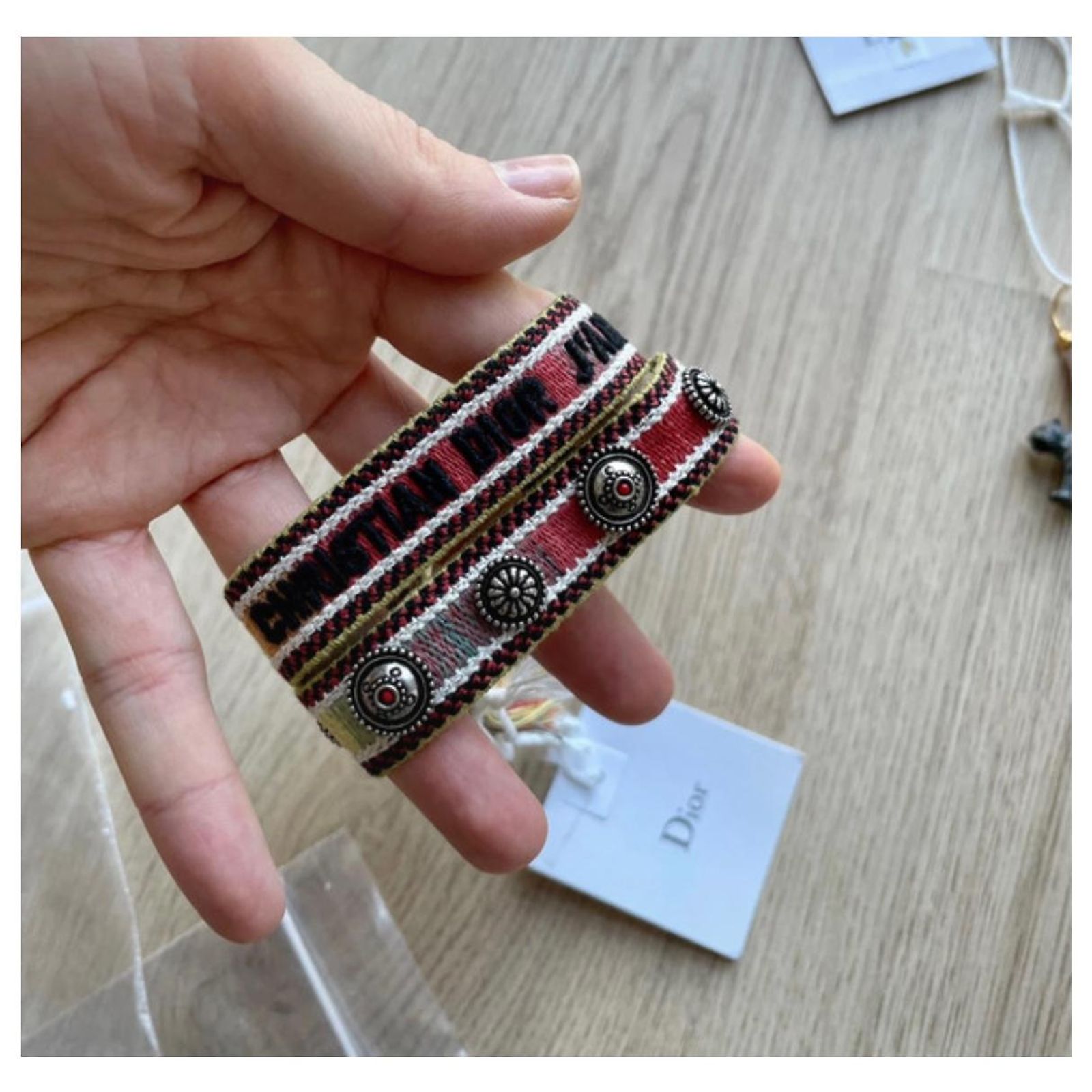 Bracelet En Tissu "J'adore" - Multicolore Avec Dominante Rose Et Bleu - Neuf Avec étiquettes