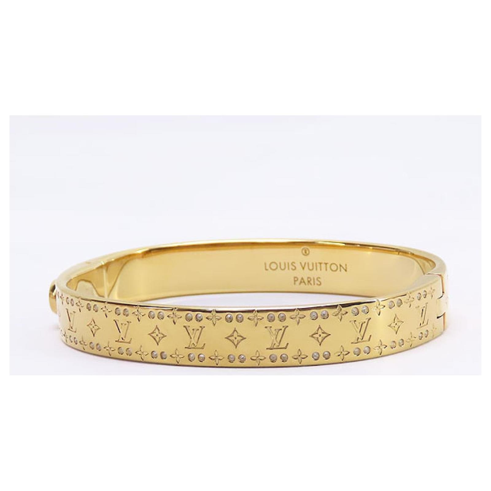 Louis Vuitton Rigid Bracelet Nanogram Strass Bangle Gold Metal Swarovski  Rhinestone Golden ref.707754 - Joli Closet
