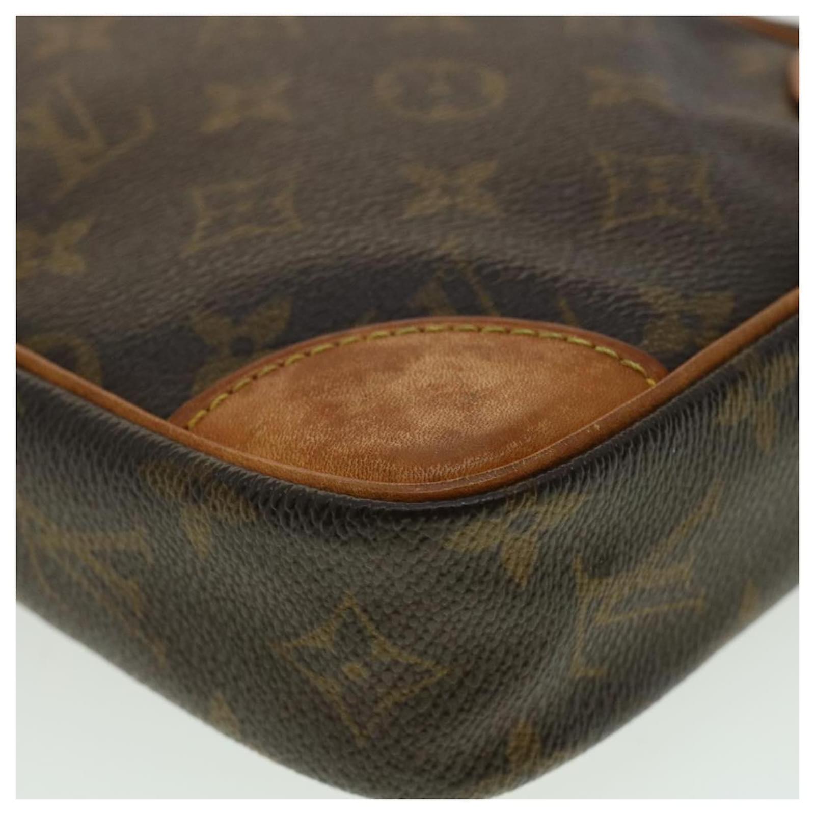 LOUIS VUITTON Monogram Danube Shoulder Bag M45266 LV Auth jk2706 Cloth  ref.708898 - Joli Closet