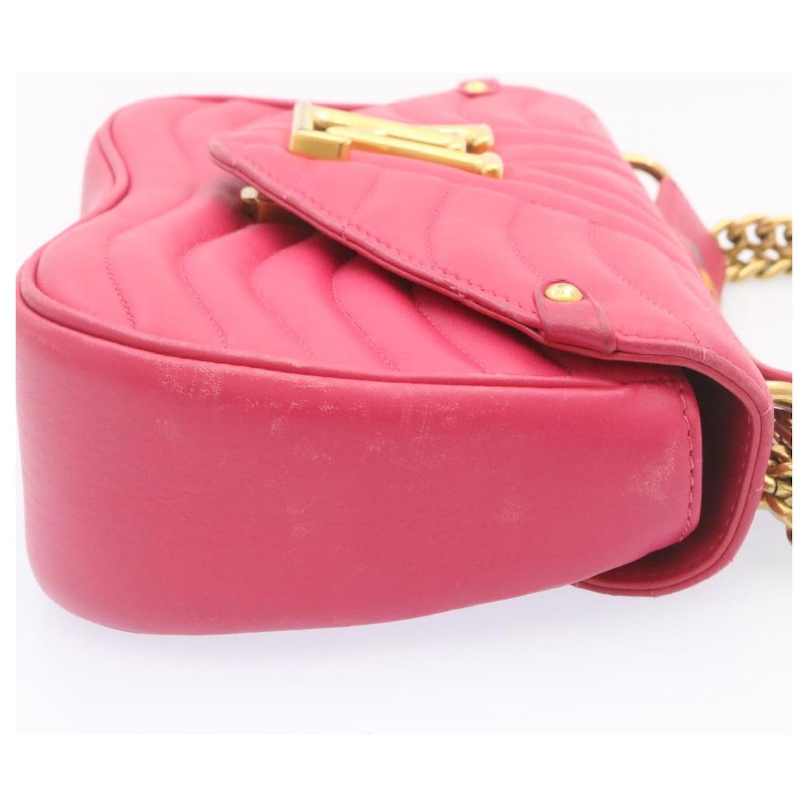 Louis Vuitton New Wave Pink Leather ref.710336 - Joli Closet