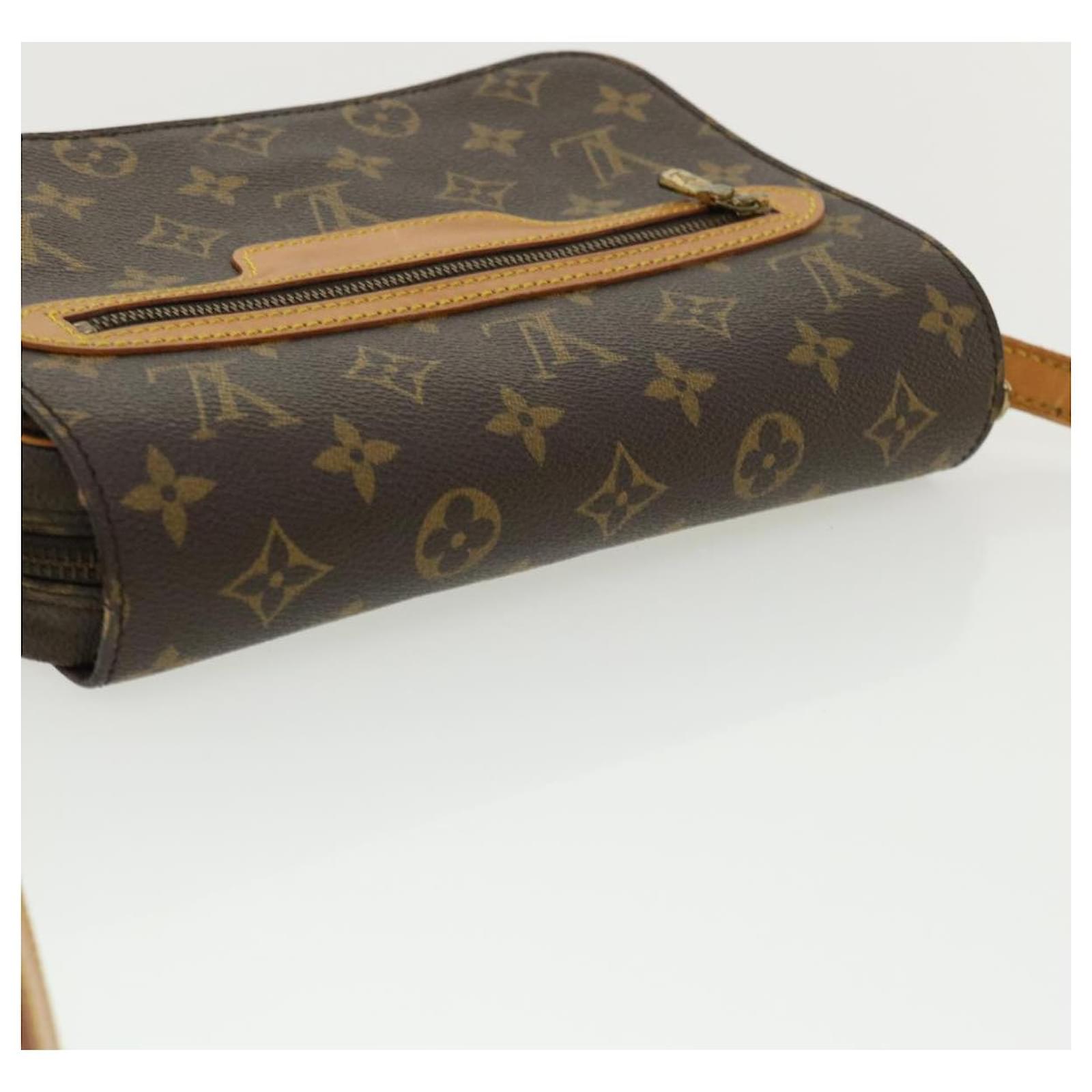 LOUIS VUITTON, Paris. Shoulder bag in monogram canvas a…