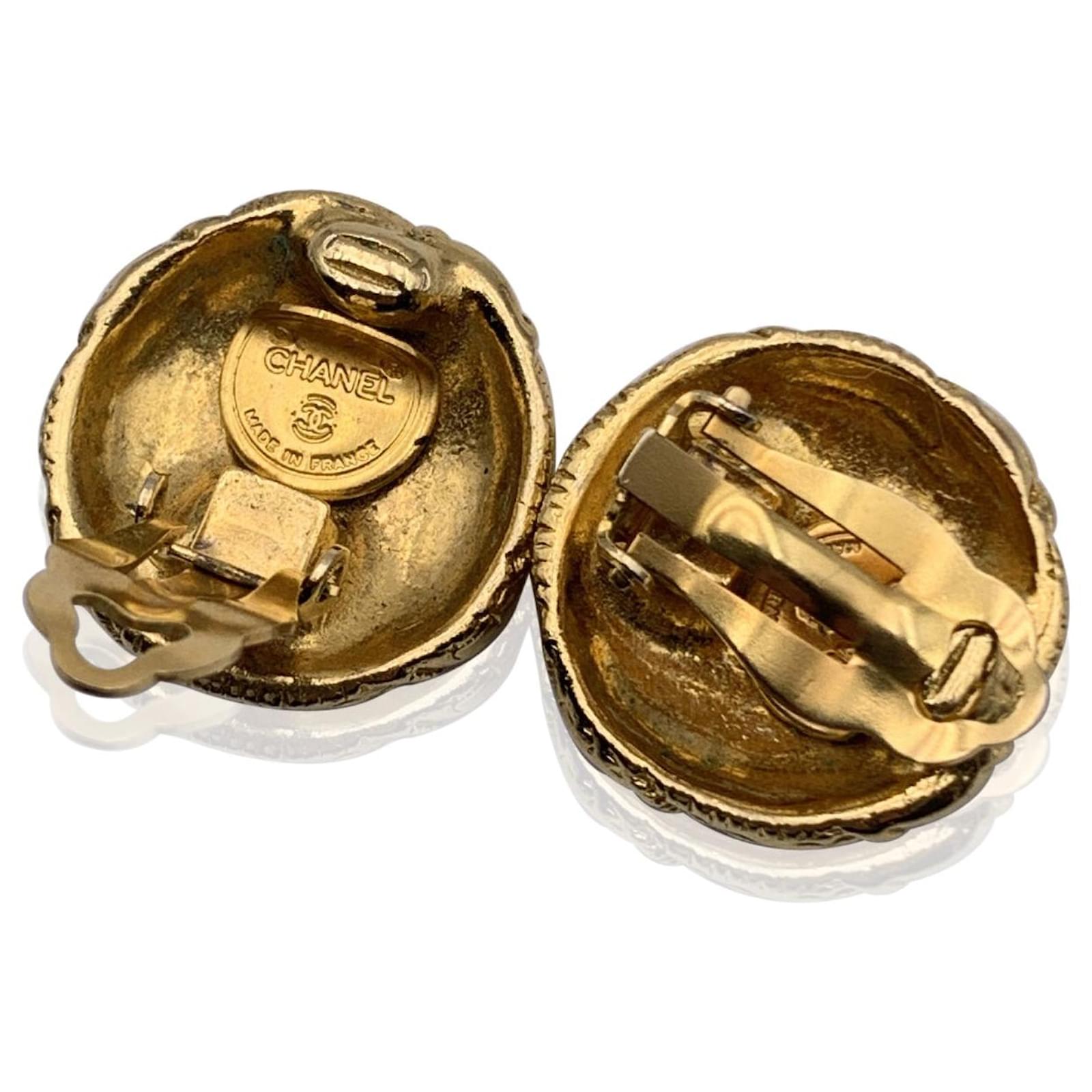 Boucles d'oreilles ronde Chanel main image 0