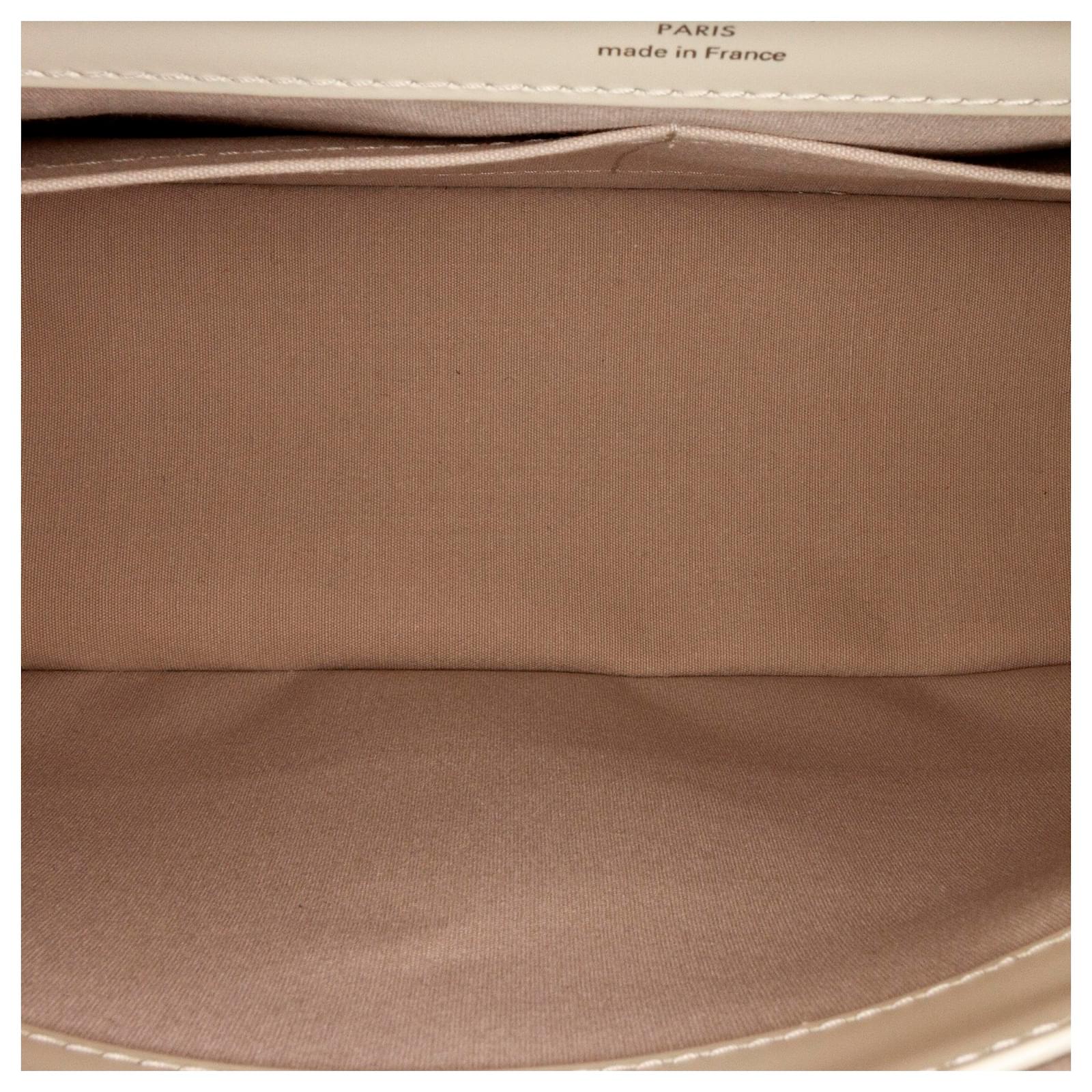 Louis Vuitton White Epi Bagatelle PM Leather ref.714383 - Joli Closet