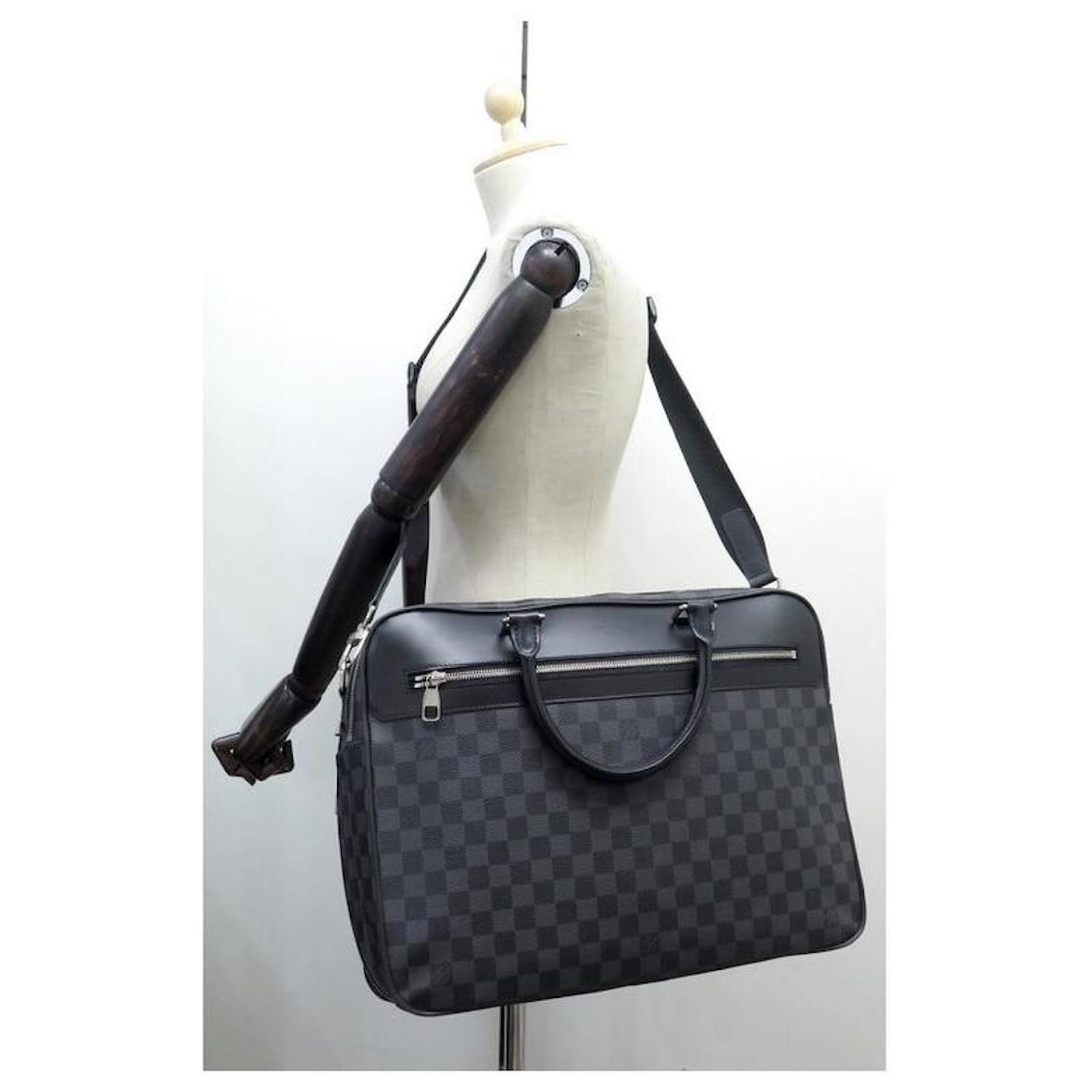 LOUIS VUITTON OVERNIGHT BAG DAMIER GRAPHITE CANVAS N41004 MESSENGER BAG  Grey Leather ref.714776 - Joli Closet