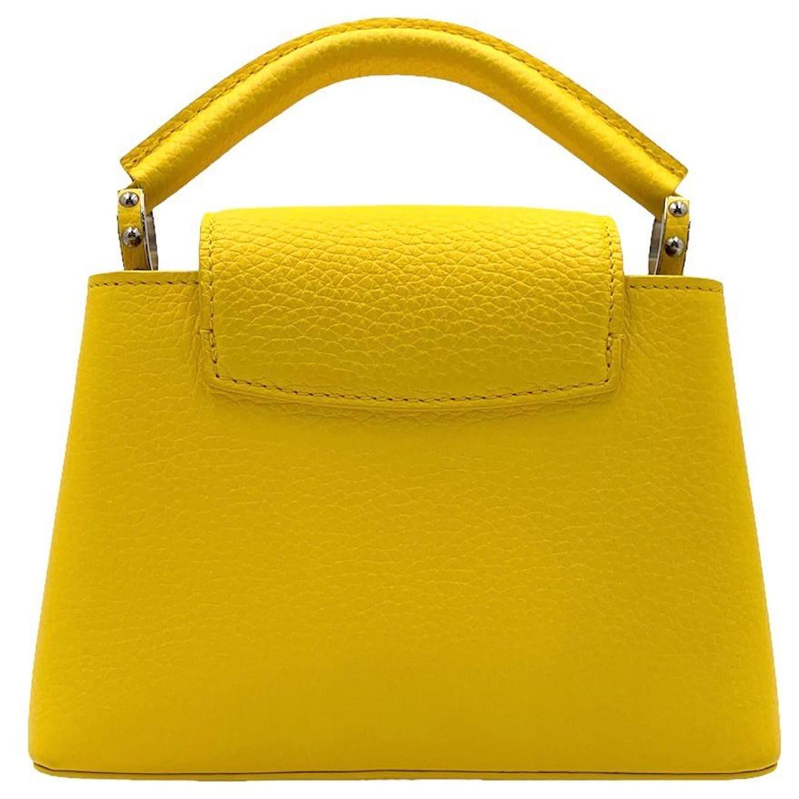 Mini sac à dos Louis Vuitton - LuxeForYou