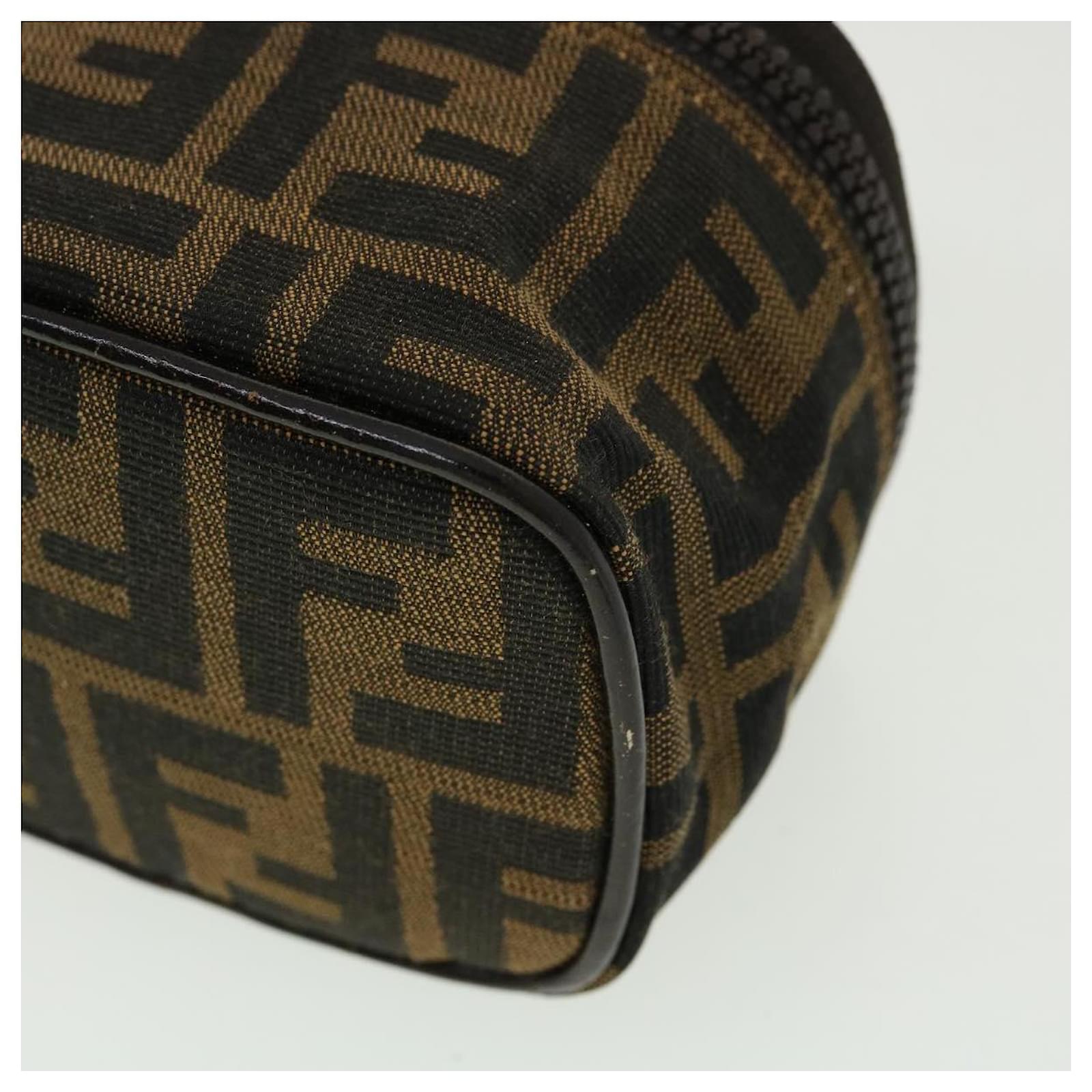 FENDI Zucca Canvas Vanity Cosmetic Pouch Brown Auth ar8064b Cloth  ref.716963 - Joli Closet