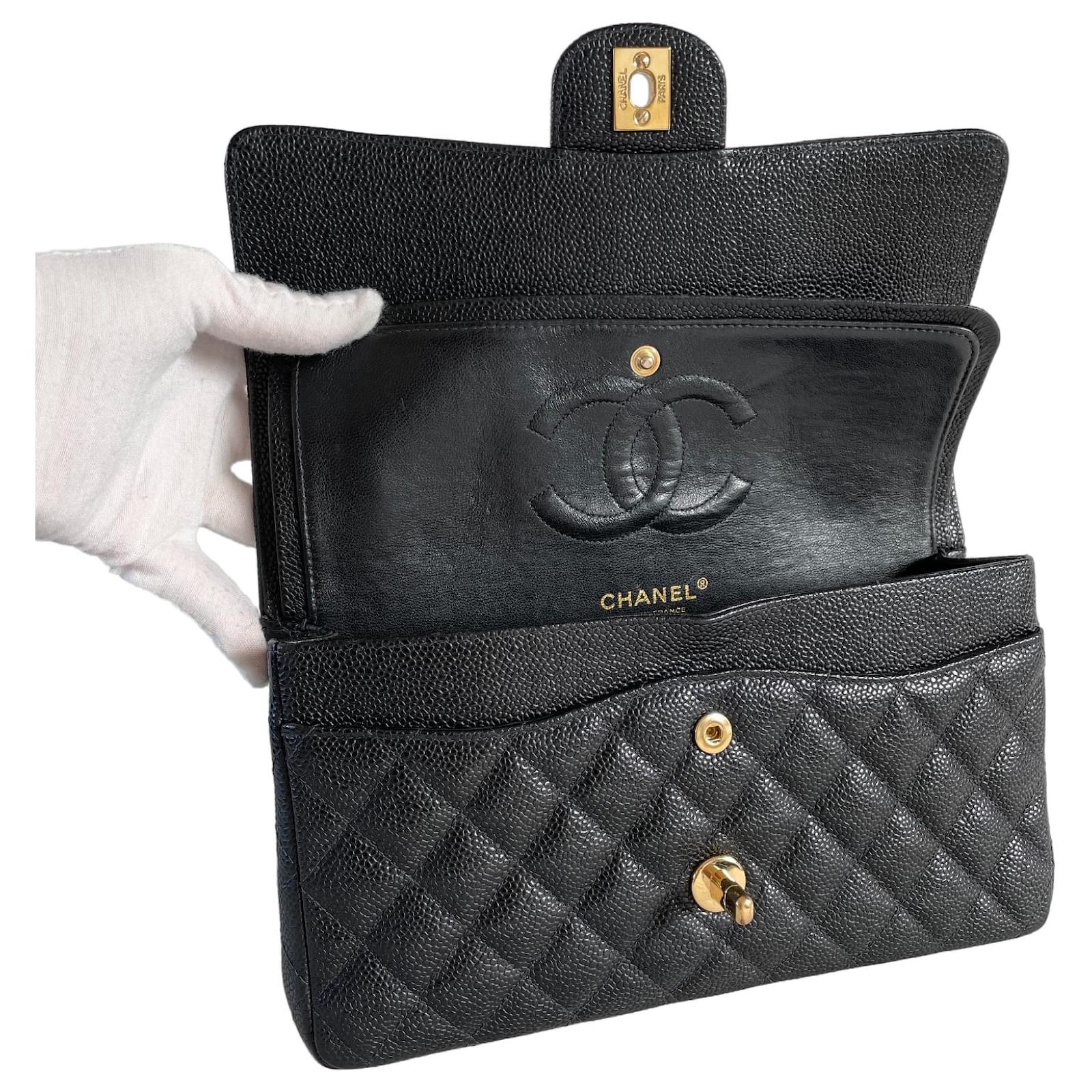 chanel classic flap bag medium caviar black
