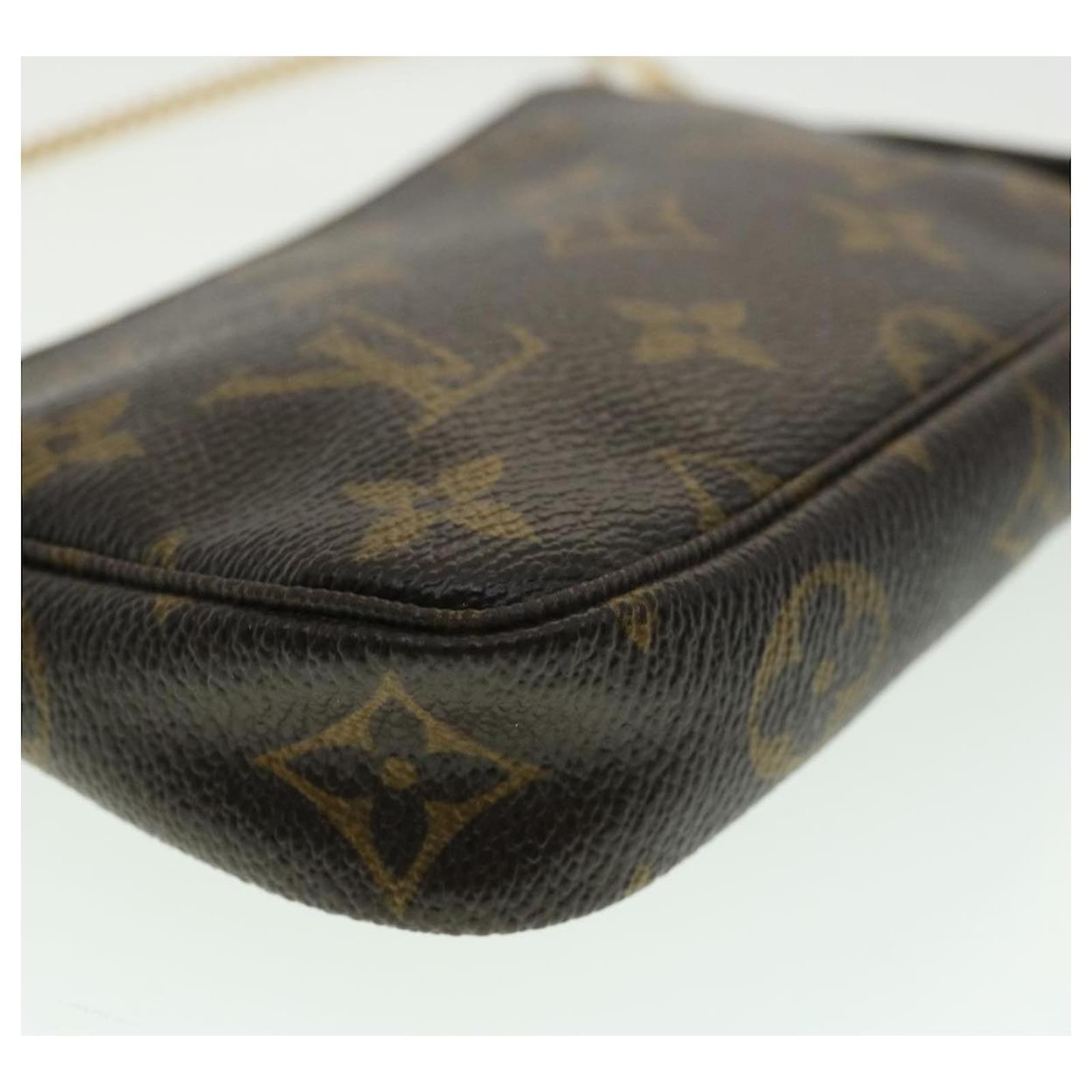 Auth Louis Vuitton Monogram T&B Mini Pochette Accessoires