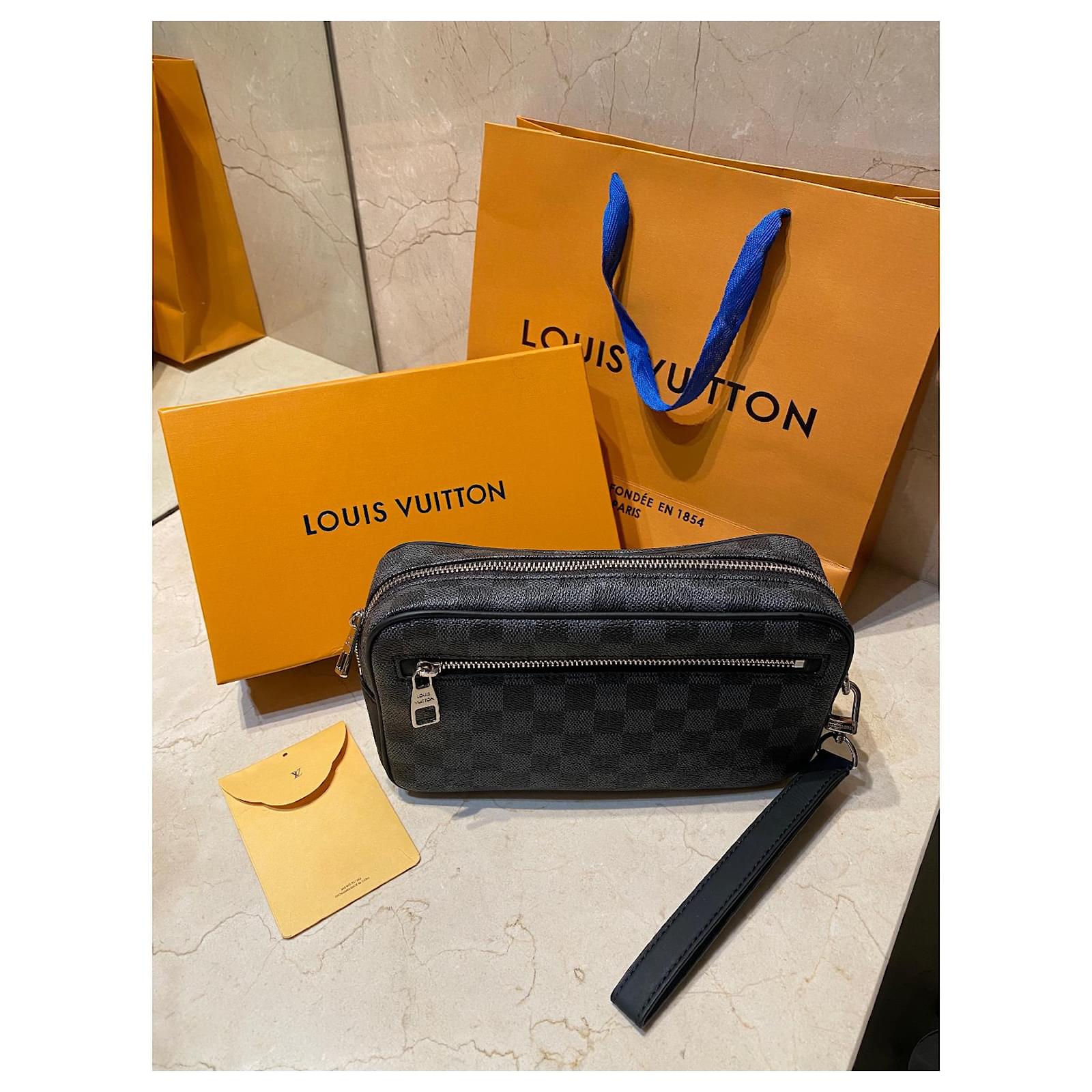 Shop Louis Vuitton DAMIER GRAPHITE 2019 Cruise Kasai Clutch
