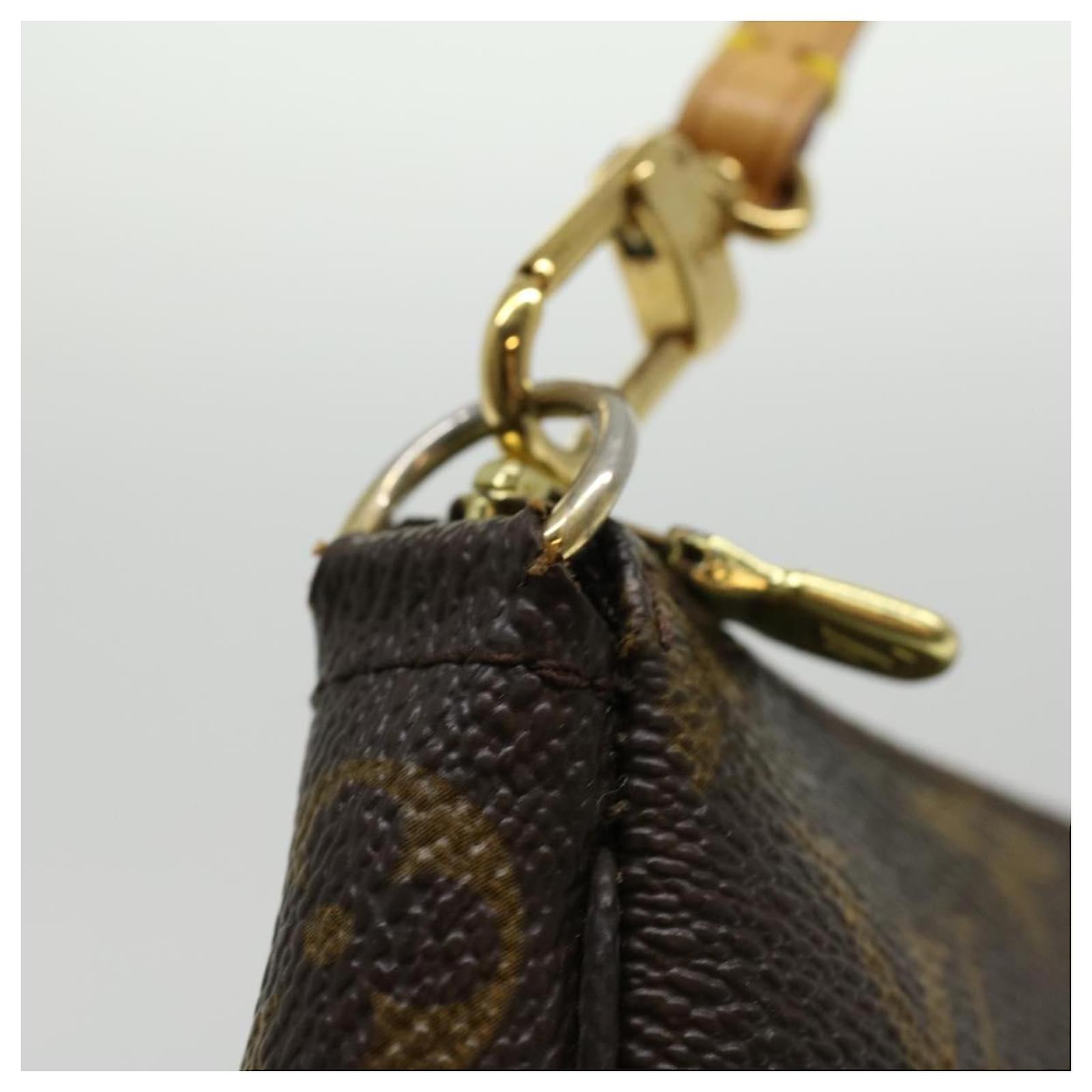 LOUIS VUITTON Monogram Pochette Accessoires Pouch M51980 LV Auth 49137  Cloth ref.1019073 - Joli Closet