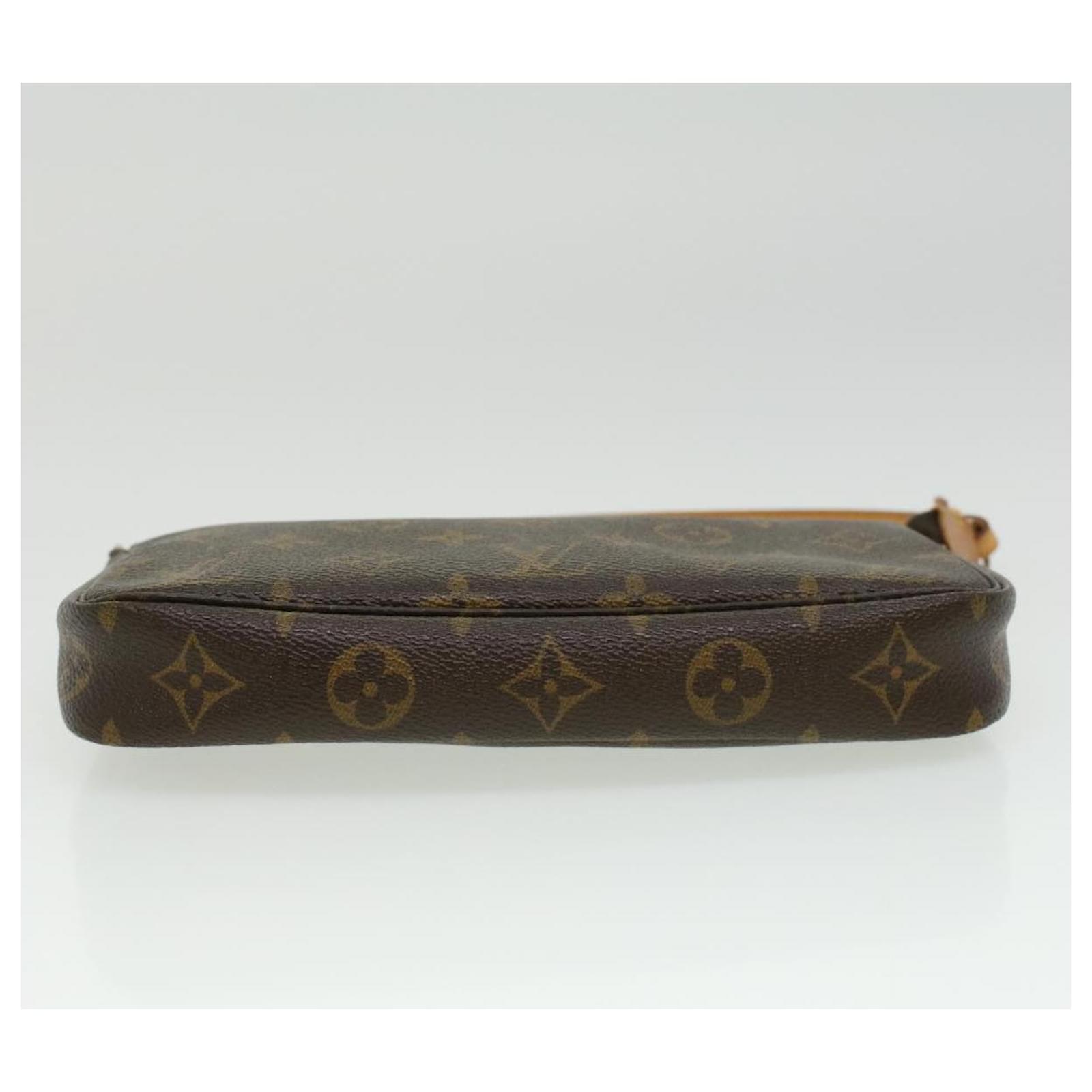 LOUIS VUITTON Monogram Pochette Accessoires Pouch M51980 LV Auth 49137  Cloth ref.1019073 - Joli Closet