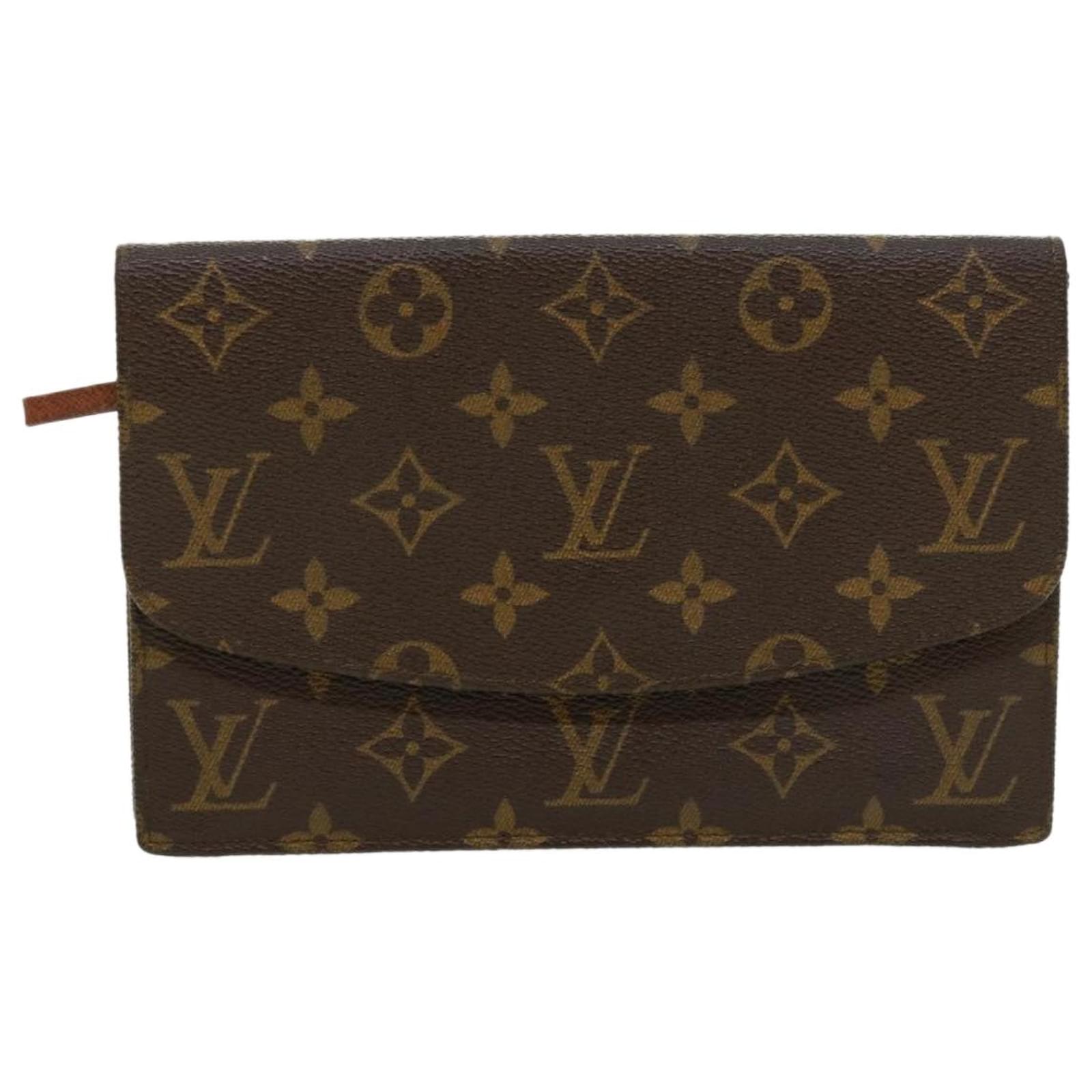 LV Rabat Clutch 19 Bag (With Grommets)