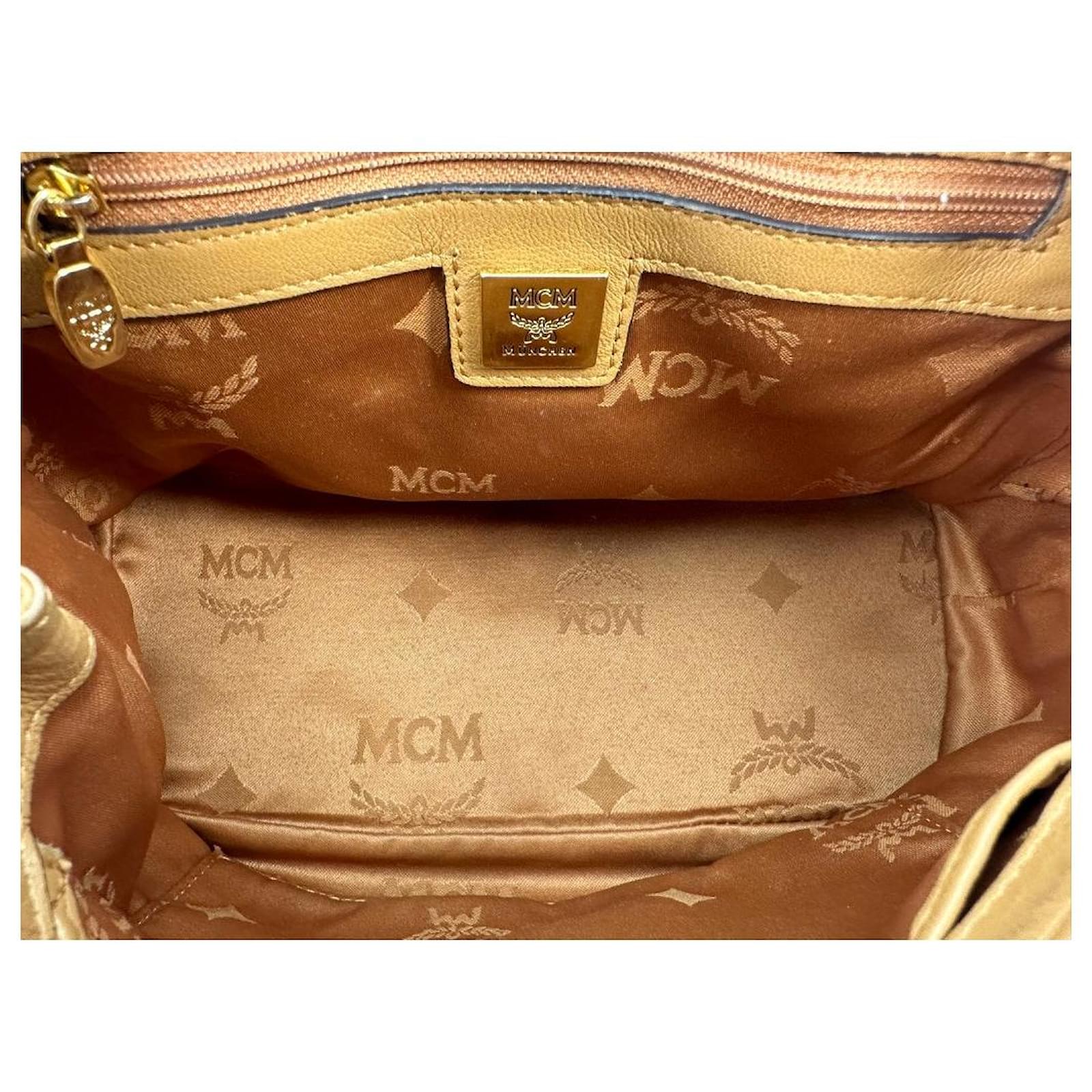 MCM 2WAY SHOULDER BAG COGNAC SMALL ref.722701 - Joli Closet