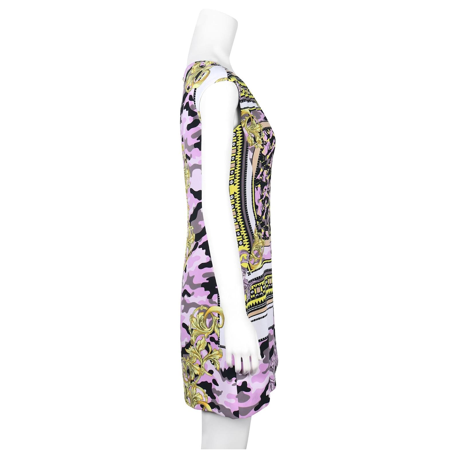Versace Robe Multicolore Imprimé Baroque Iconique Polyester ref.723062 ...