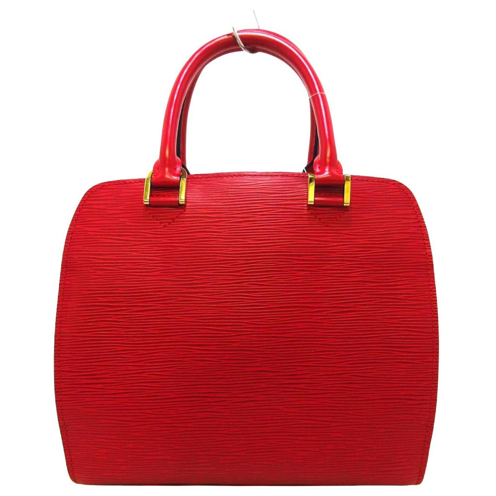 Louis Vuitton Pont-neuf in Red