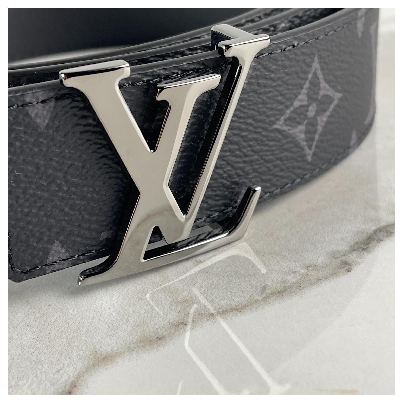 Cinturón con iniciales LV de Louis Vuitton 35 MM REVERSIBLE Negro Lienzo  ref.730184 - Joli Closet