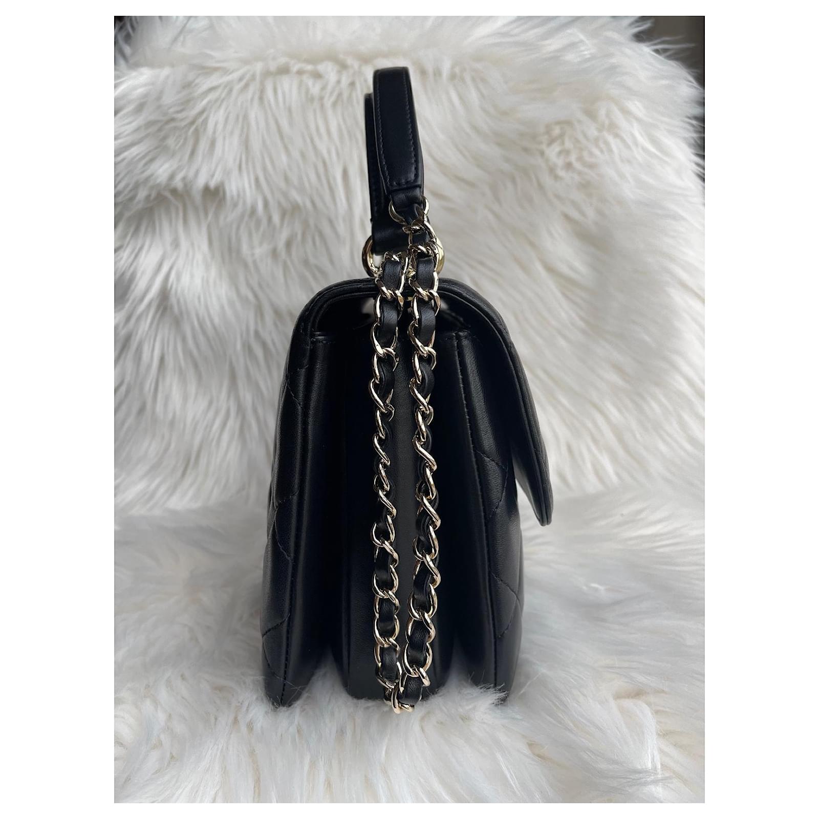 Chanel Black top handle flap bag Leather ref.177732 - Joli Closet
