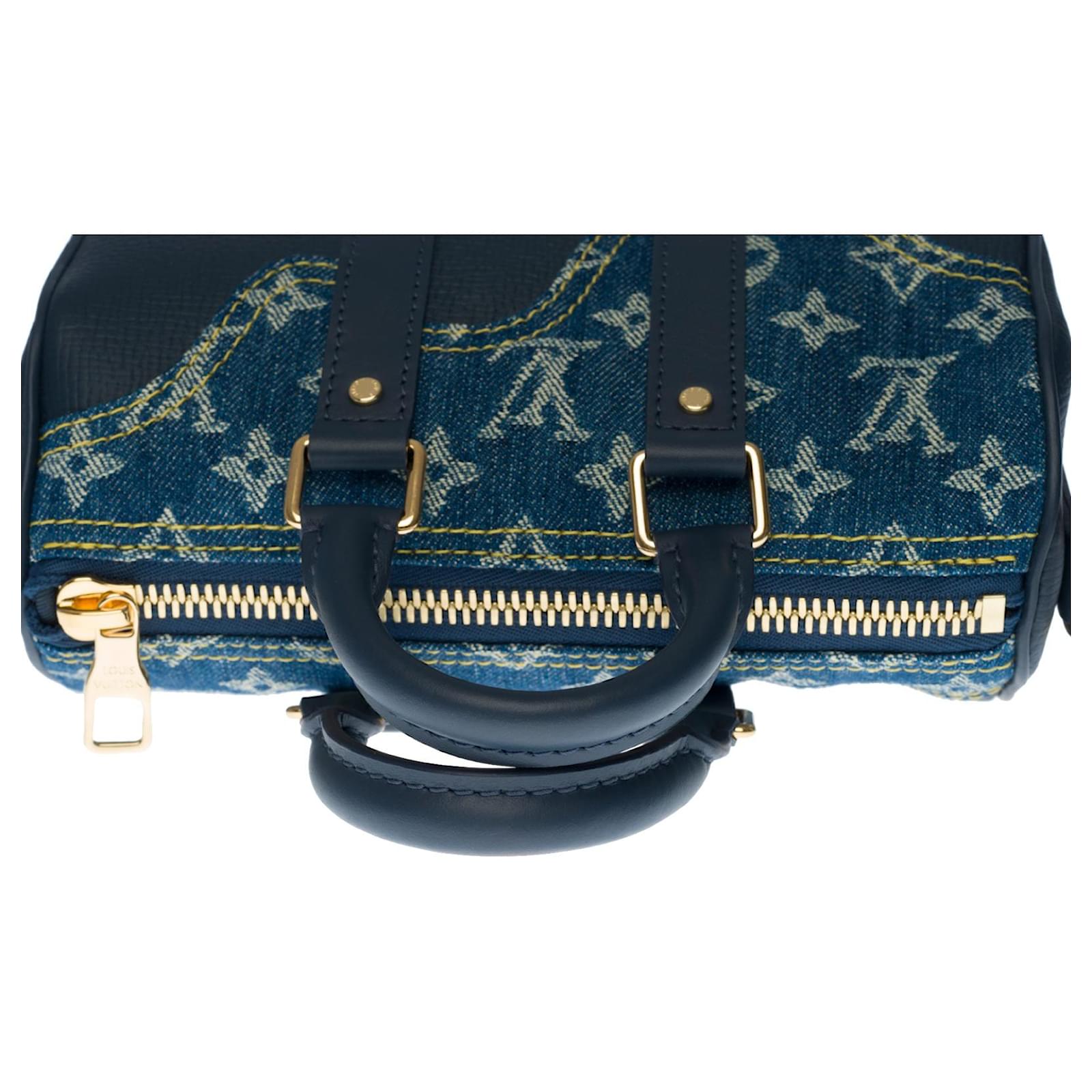 Keepall Louis Vuitton LIMITED EDITION - SOLD OUT - Spring 2022- Design by  Nigo Miniature version of the classic model Blue Denim ref.730262 - Joli  Closet